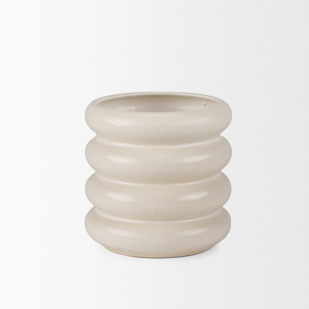 Mercana Twyla 7.1" x 7.1" x 6.7" Ceramic Vase