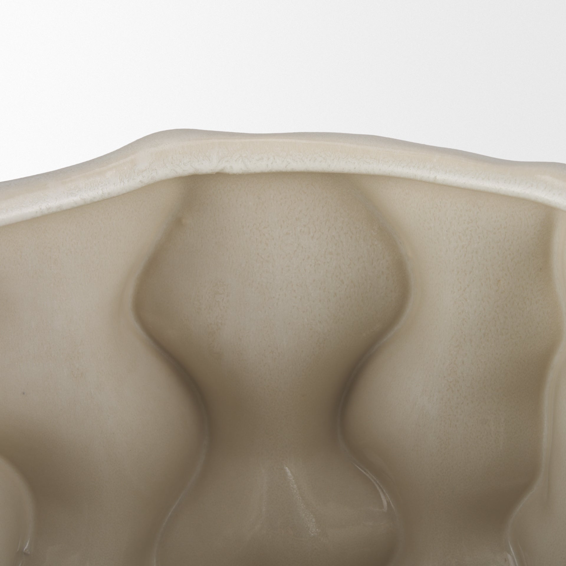 Mercana Vahn 14.4" x 14.4" x 9.3" Vase