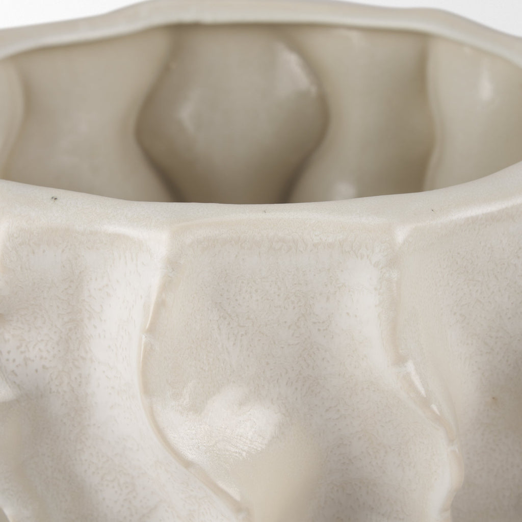 Mercana Vahn 14.4" x 14.4" x 9.3" Vase