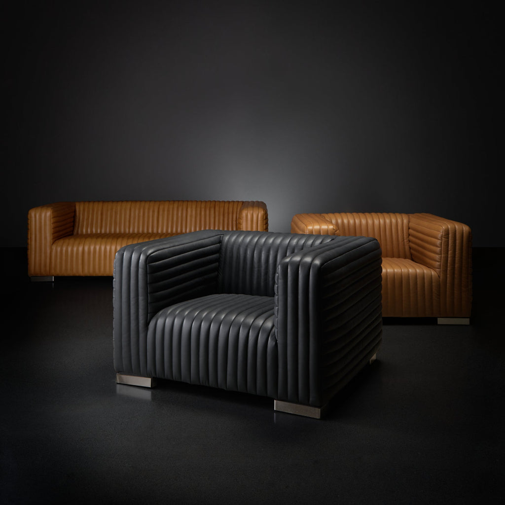Mercana Ricciardo 45.3" x 38.2" x 26.4" Leather Arm Chair