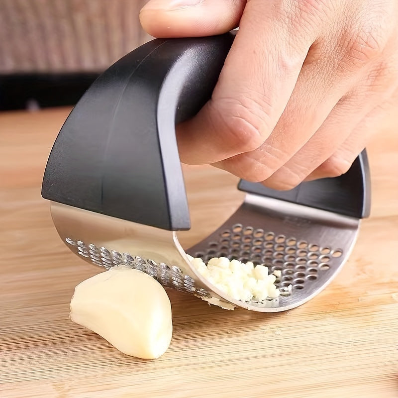 Stainless Steel Garlic Press - Easy-Clean, Multi-Functional Kitchen Gadget For Mincing & Crushing Garlic Garlic Crusher Garlic Mincer