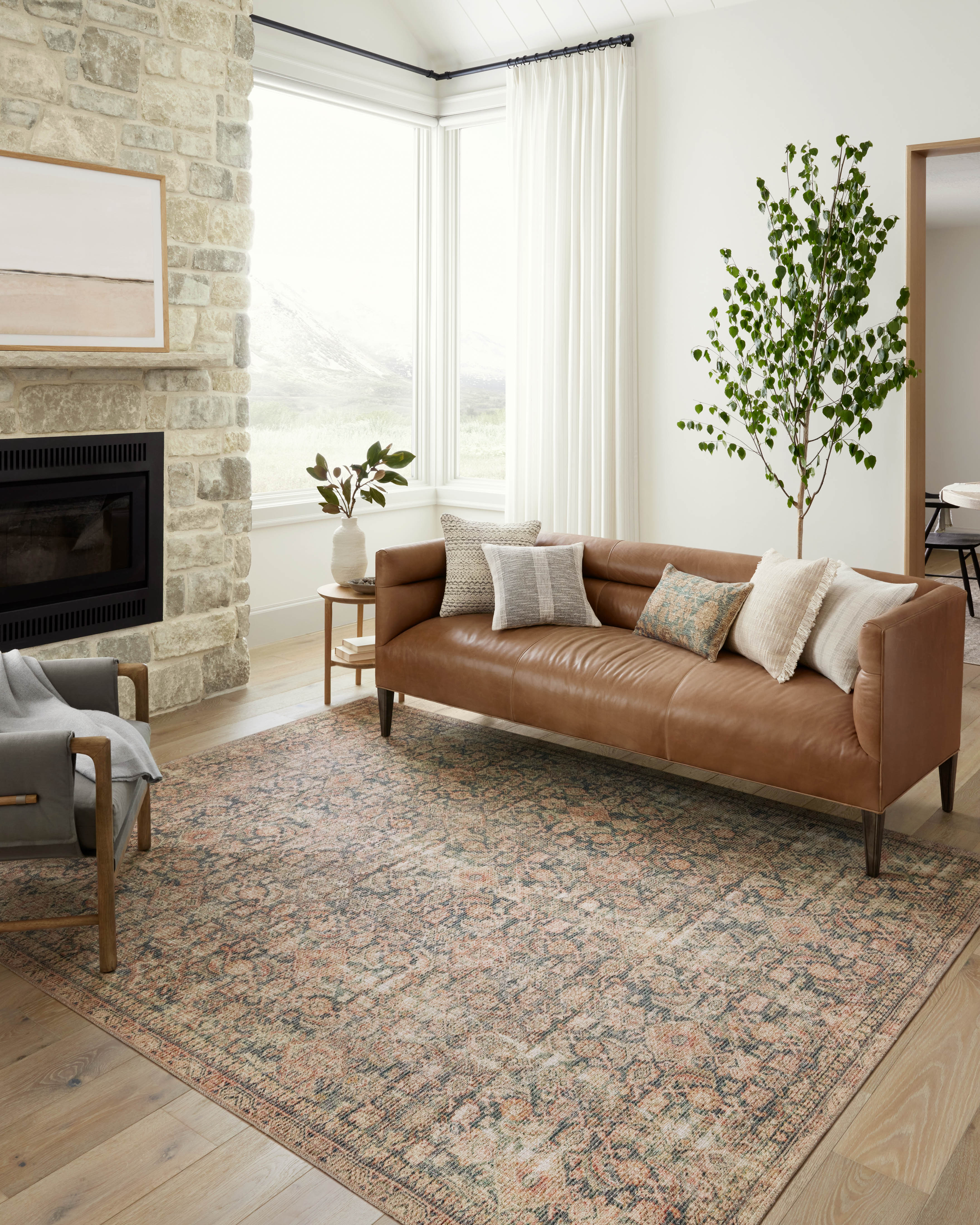 Angela Rose x Loloi Aubrey Runner Rug