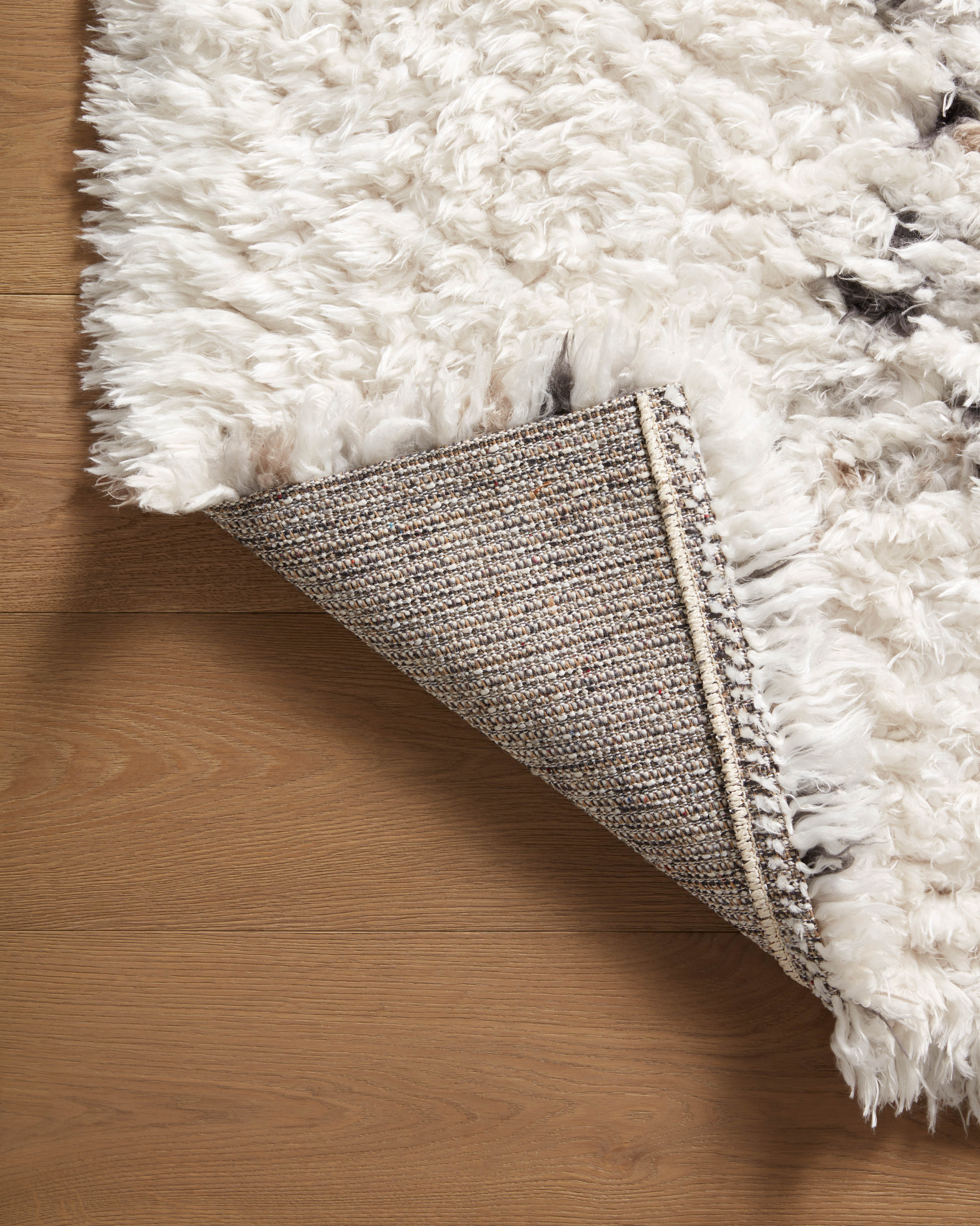 Angela Rose x Loloi Amira Area Rug