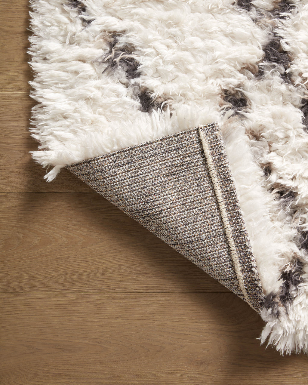 Angela Rose x Loloi Amira Sample Rug