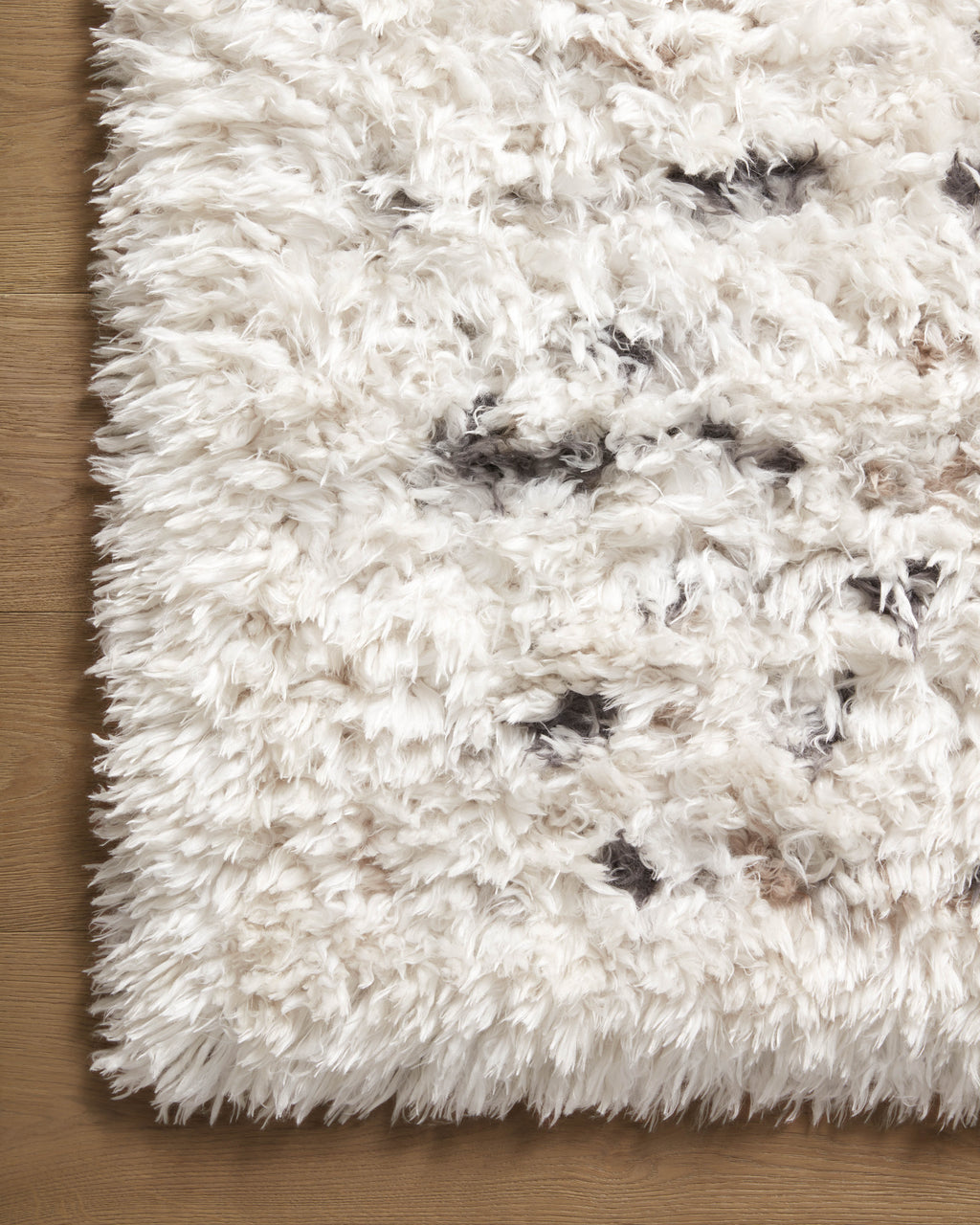 Angela Rose x Loloi Amira Accent Rug