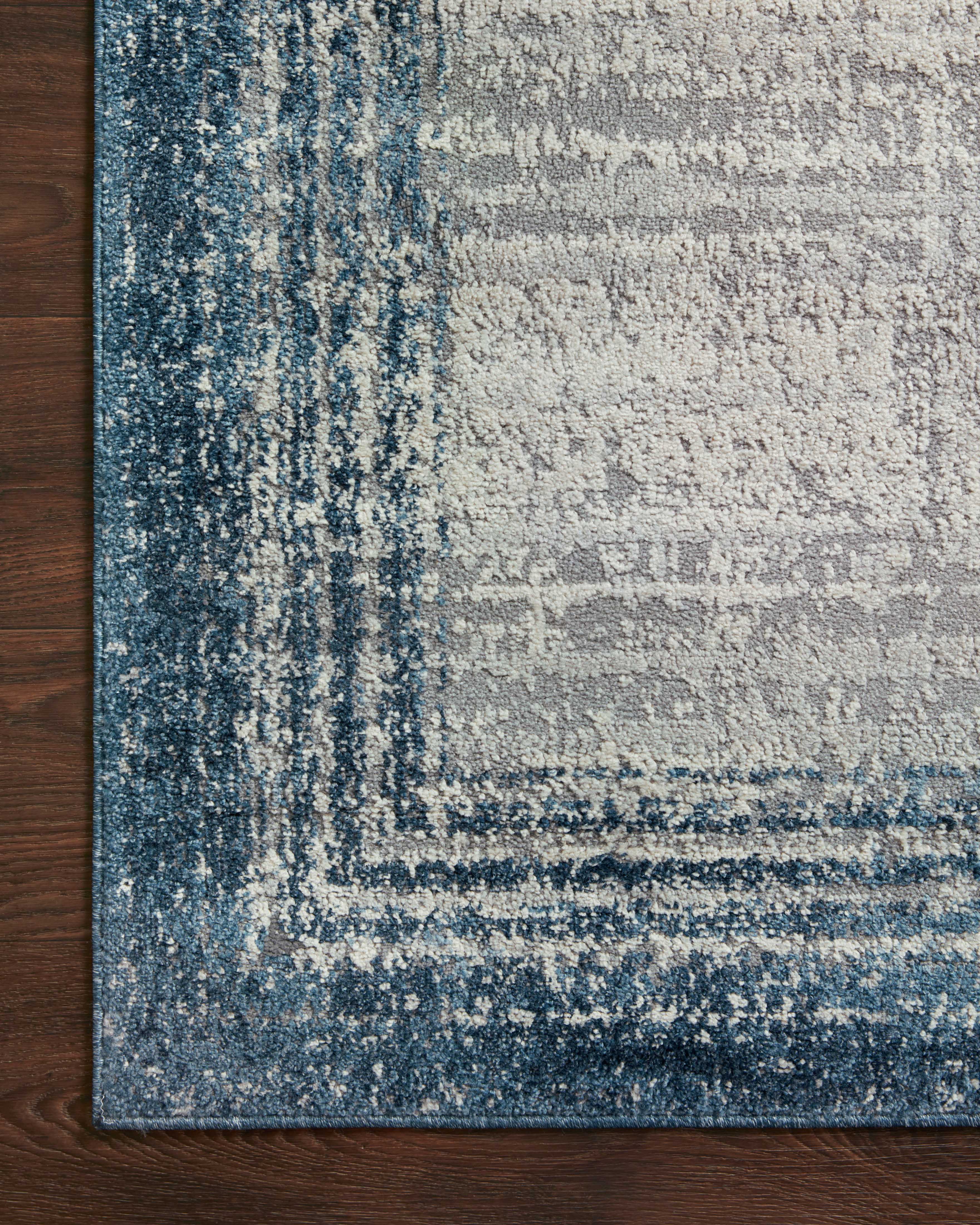 Loloi Austen Accent Rug (AUS-02)
