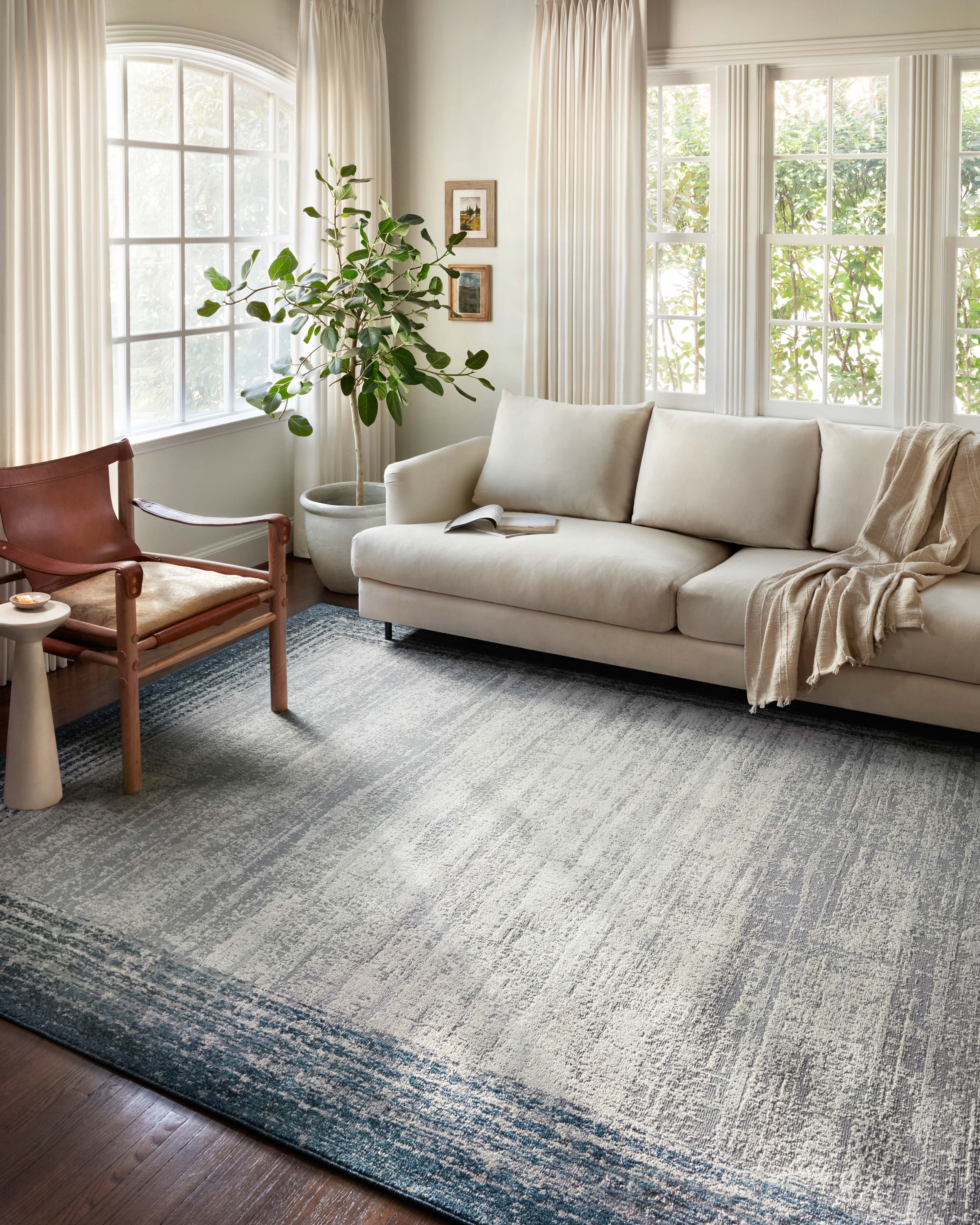 Loloi Austen Accent Rug (AUS-02)