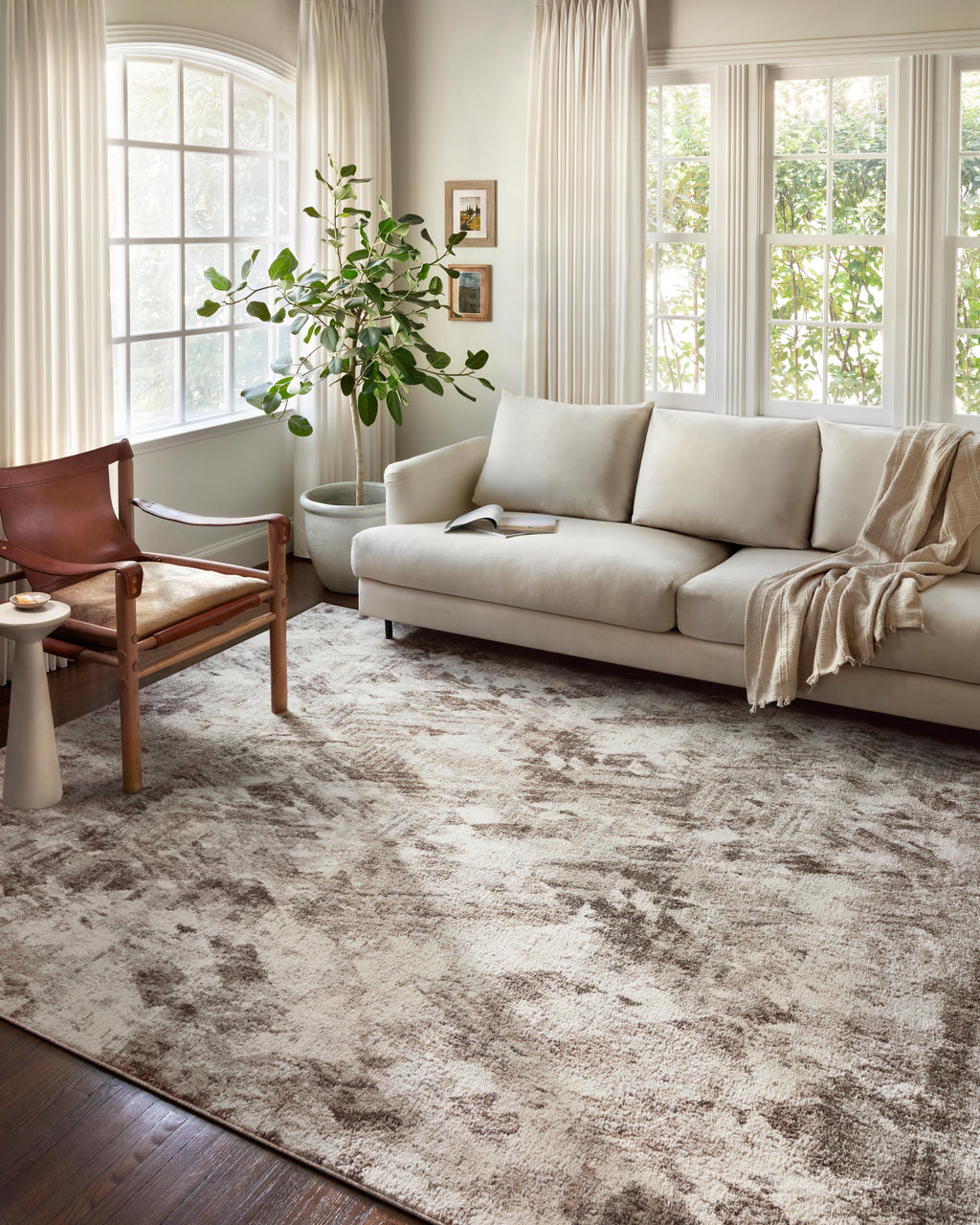 Loloi Austen Accent Rug (AUS-03)