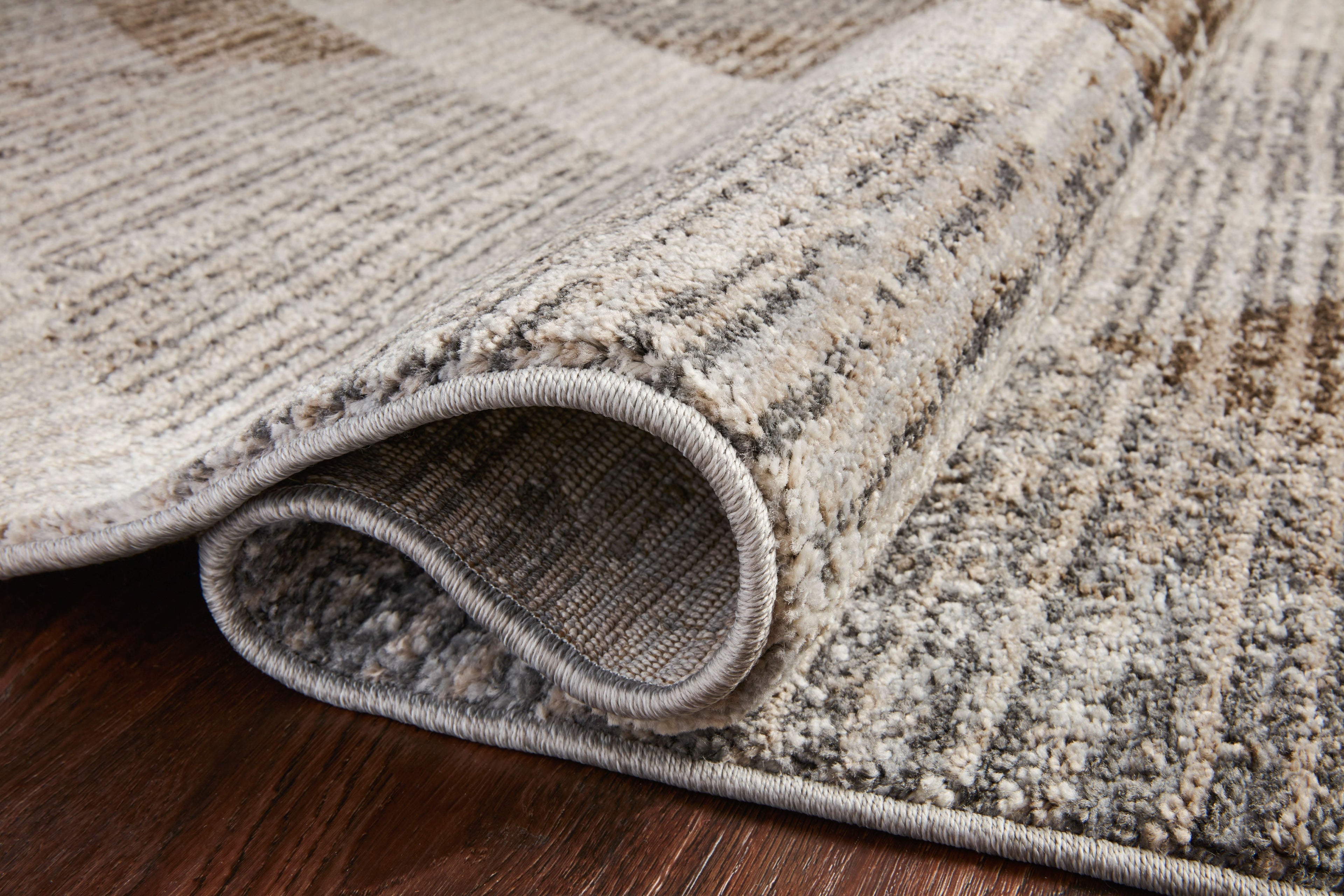 Loloi Austen Area Rug (AUS-04)
