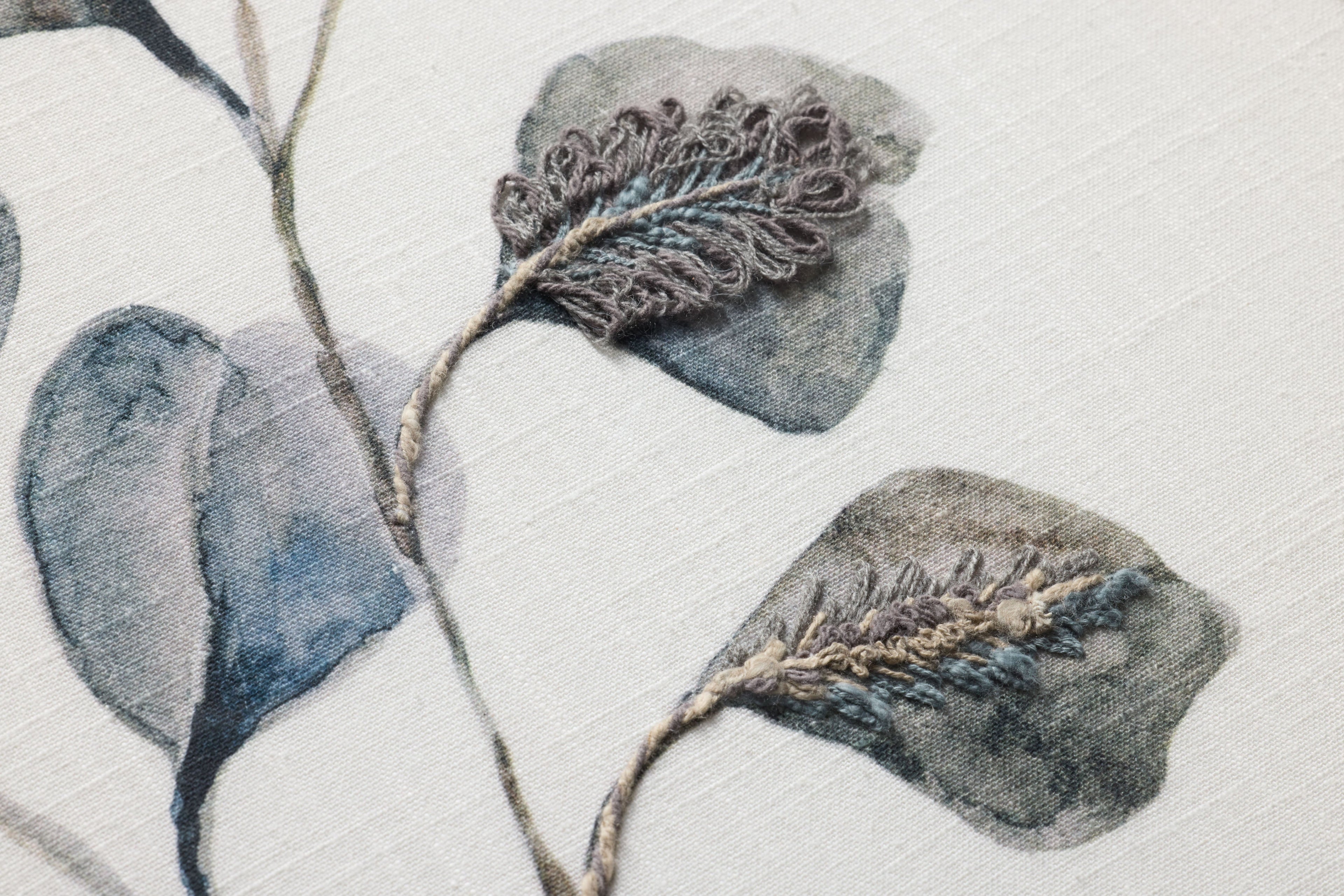 Loloi Dancing Flora Dk. Grey 1'-7" x 2'-1" Wall Art