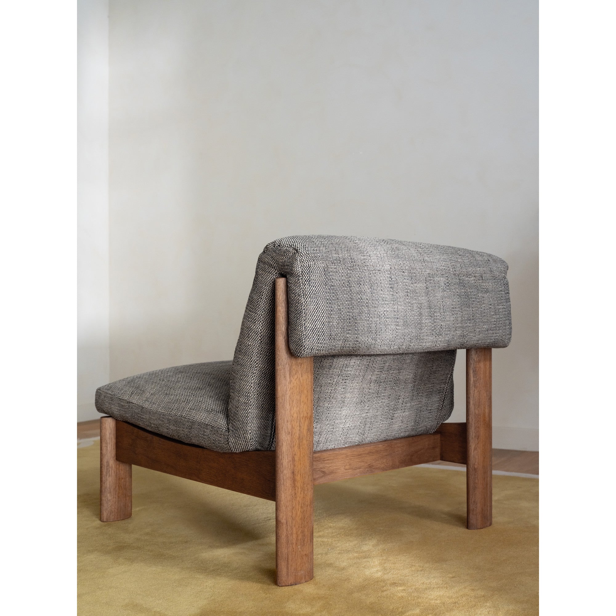 Moe's Home Pierce Accent Chair