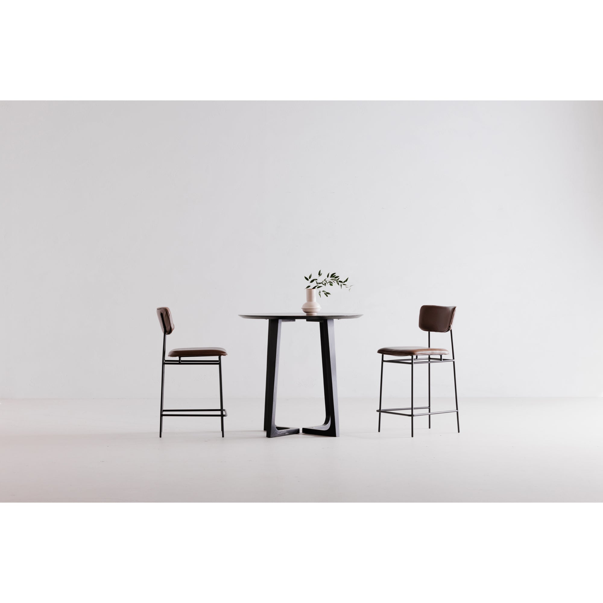 Moe's Home Godenza Counter Table Black