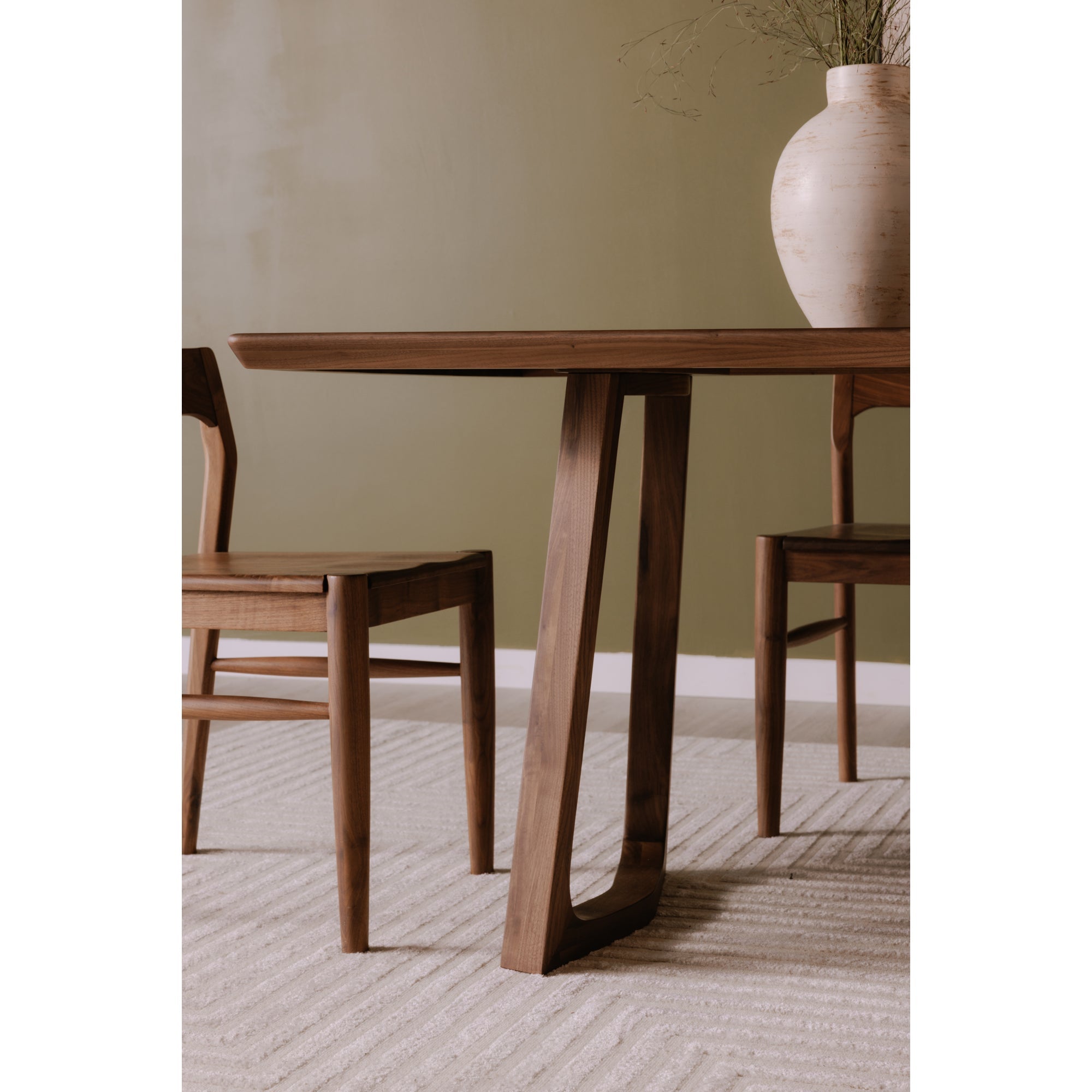 Moe's Home Silas Dining Table