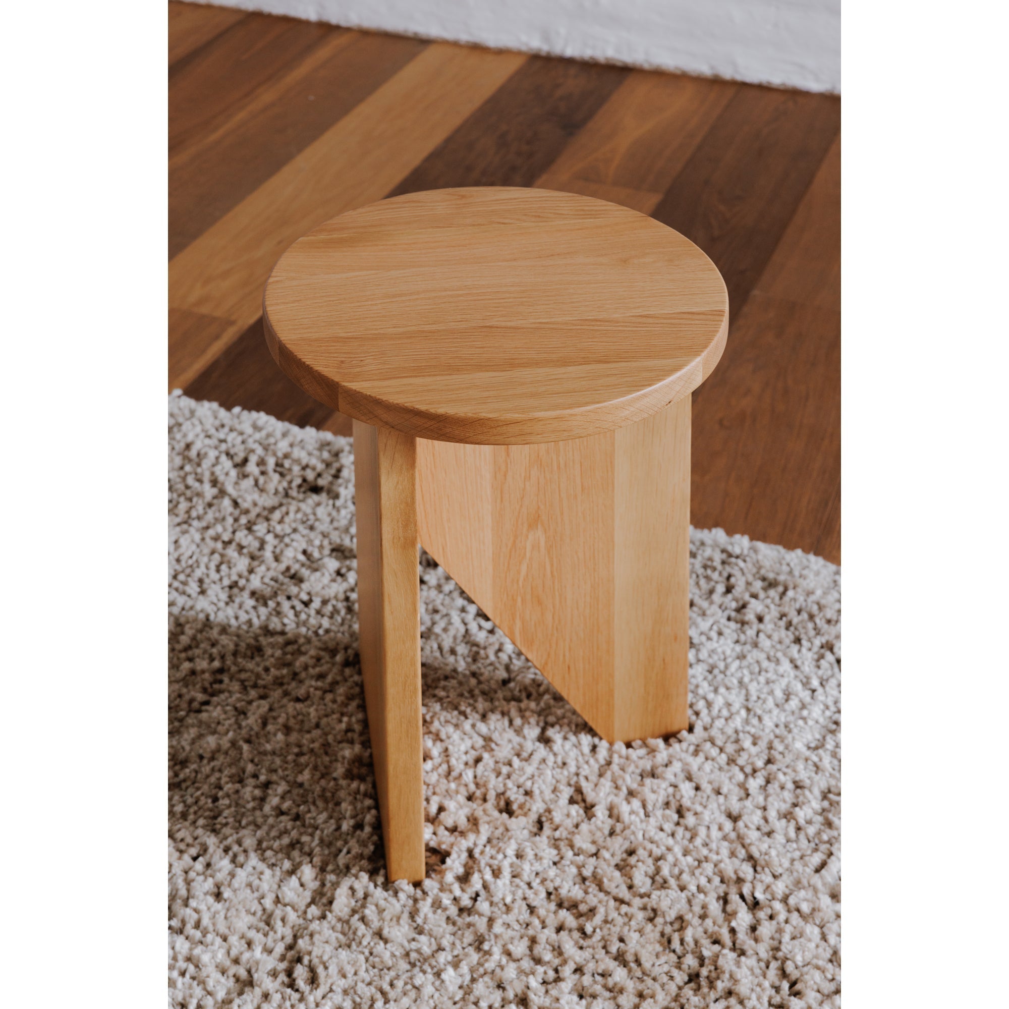 Moe's Home Grace Accent Table