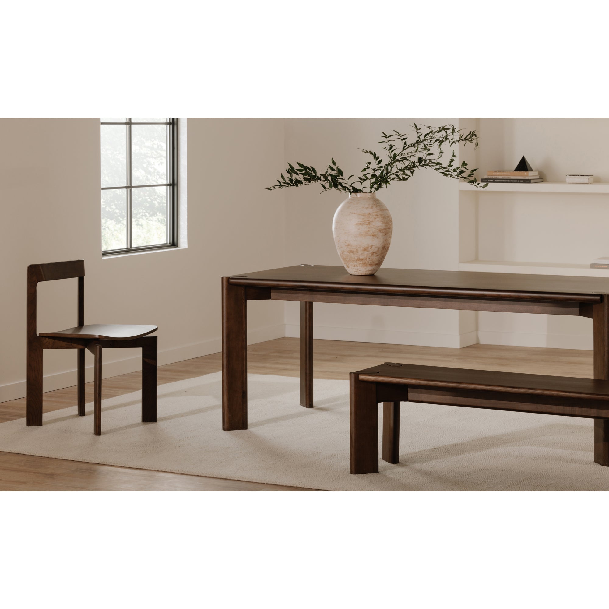 Moe's Home Daifuku Dining Table