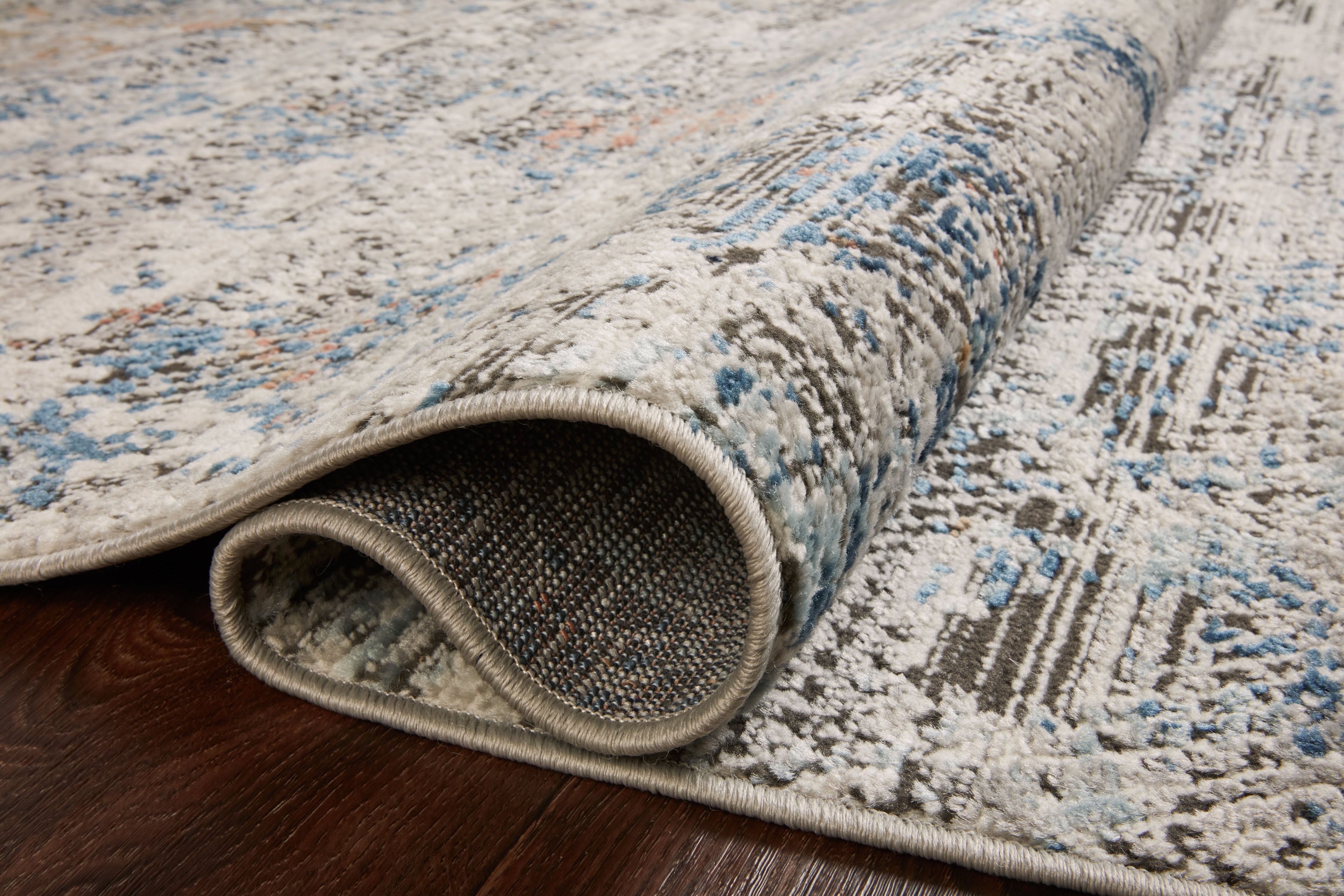 Loloi Bianca Accent Rug