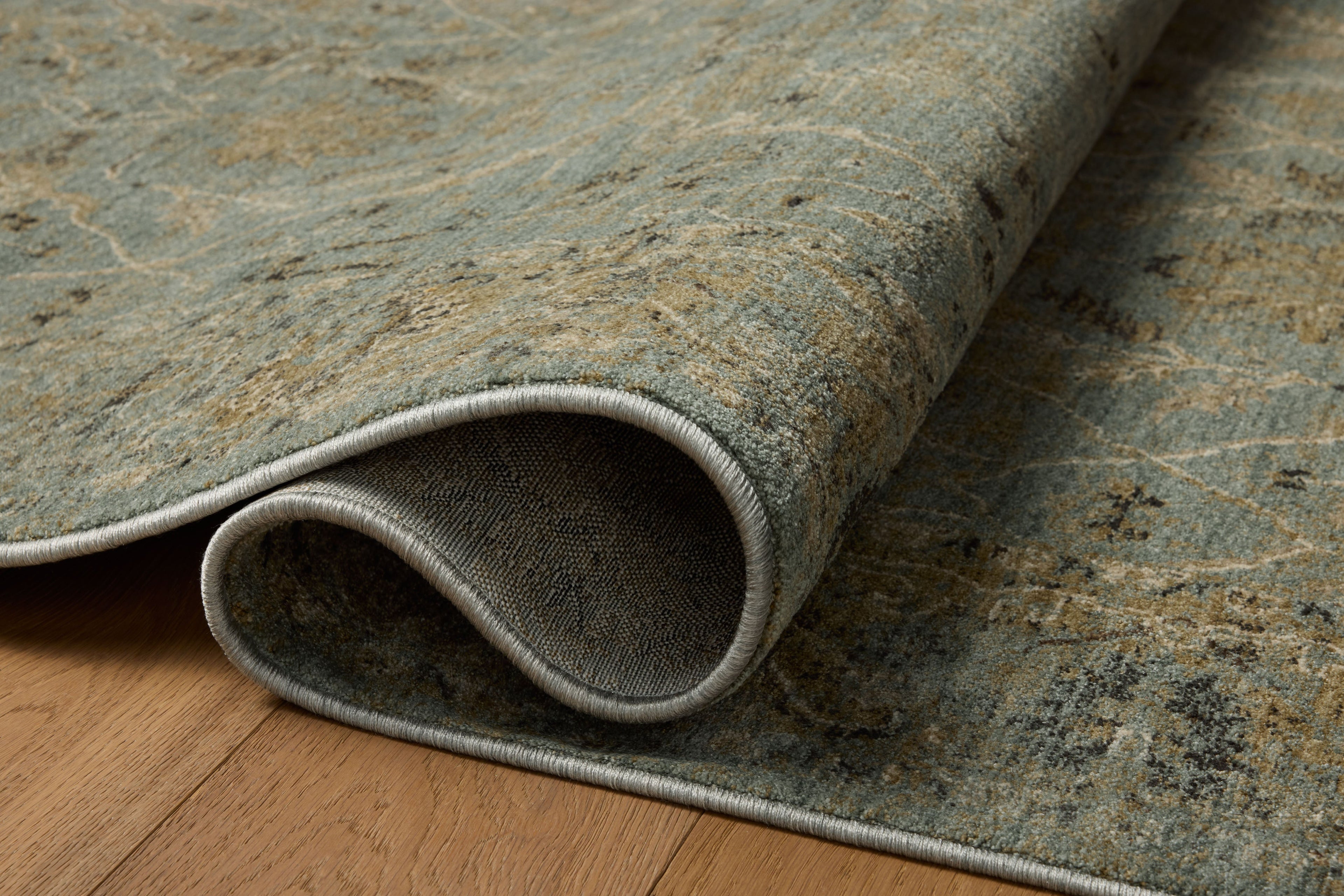 Loloi Briar Sample Rug
