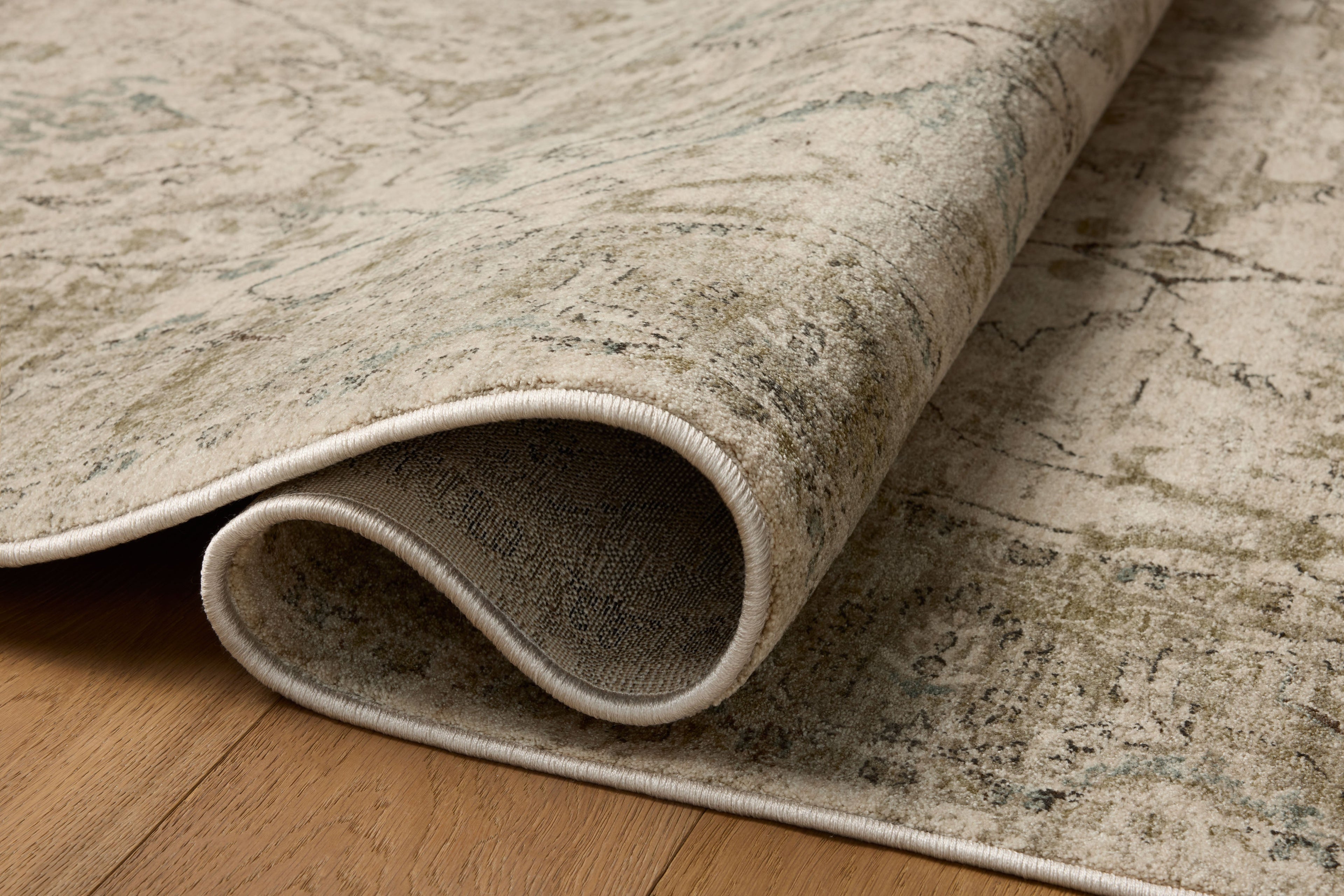 Loloi Briar Accent Rug