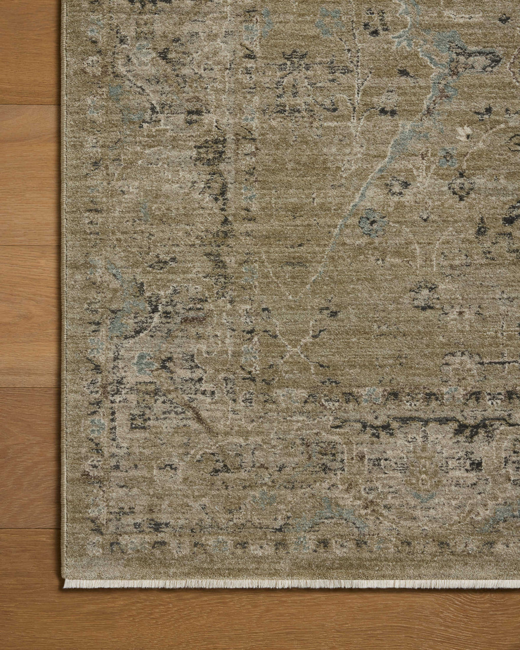 Loloi Briar Accent Rug