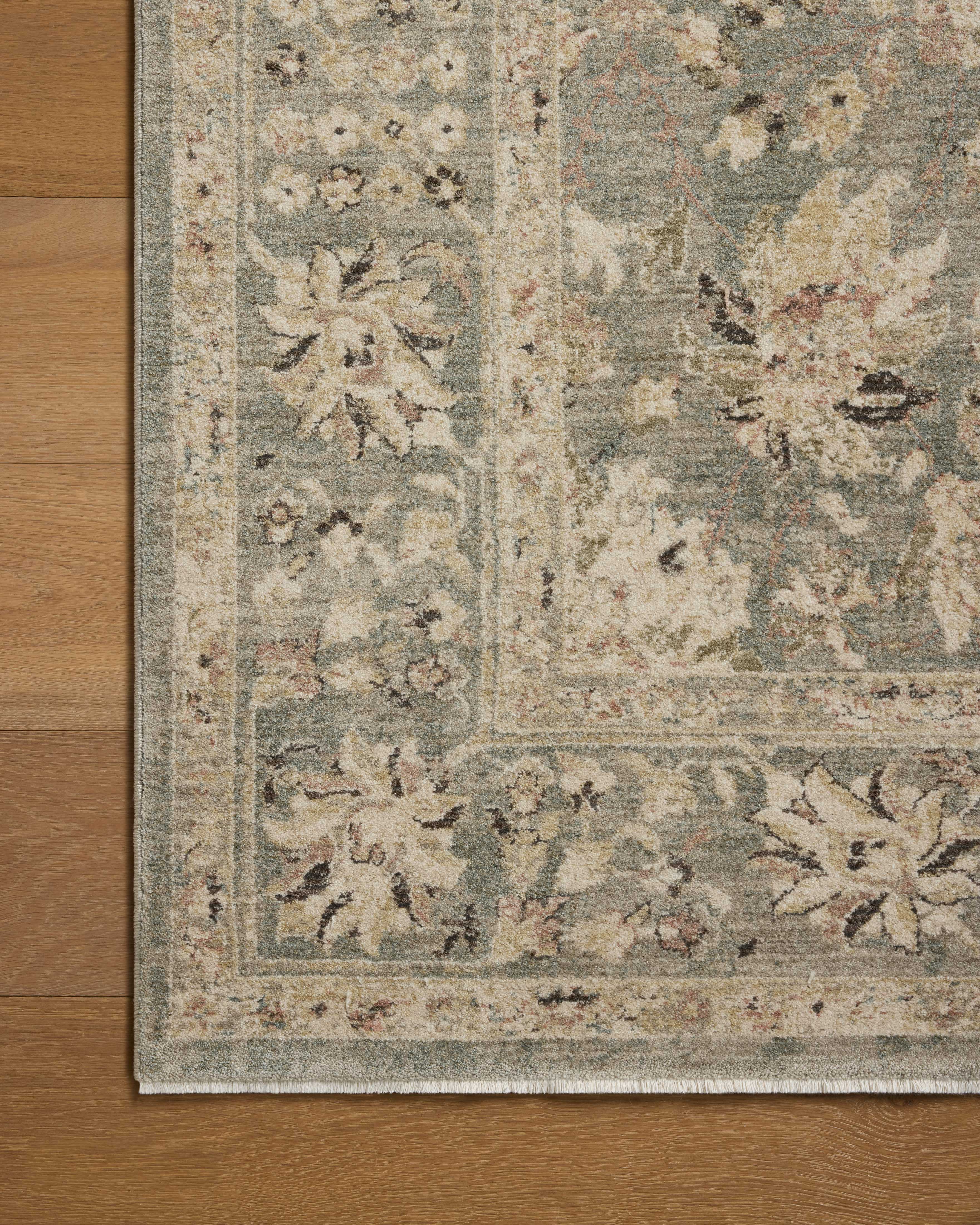 Loloi Briar Accent Rug