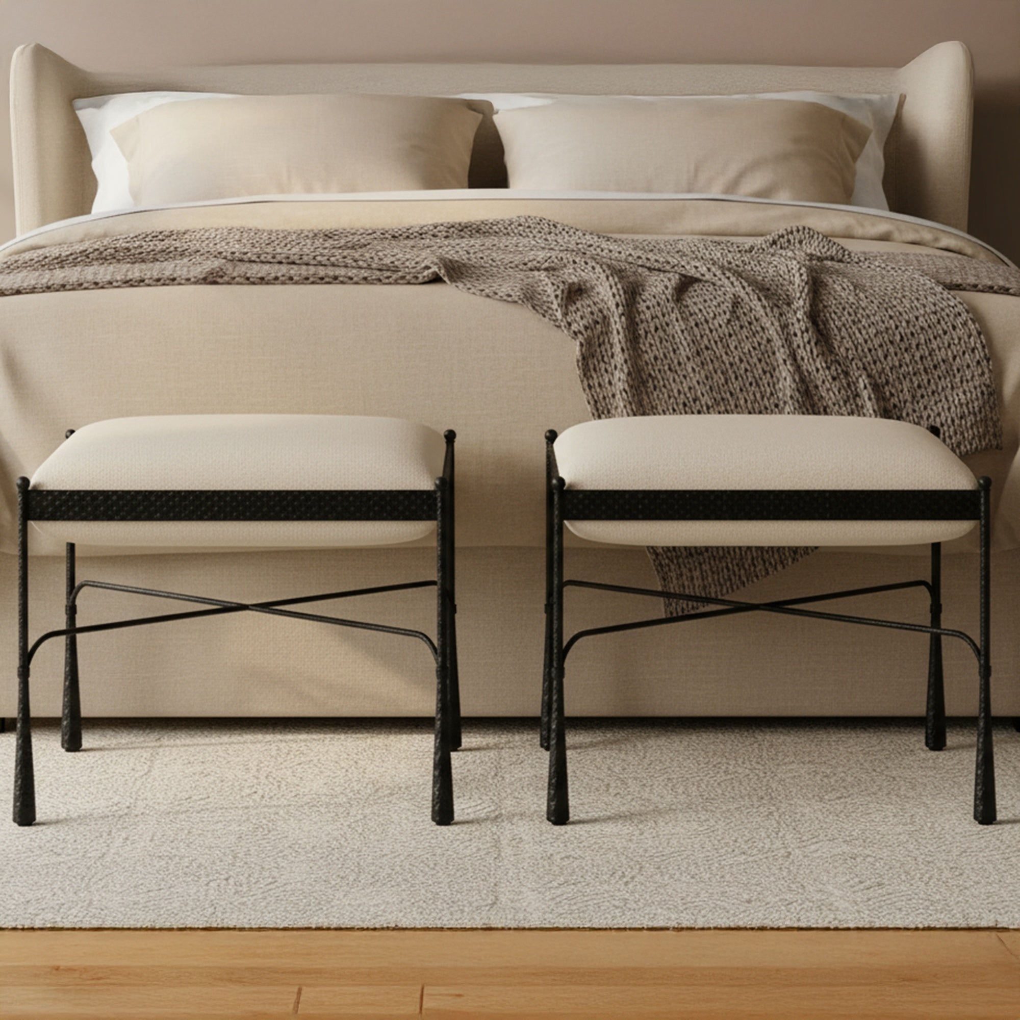 Moe's Home Agne Stool Cream