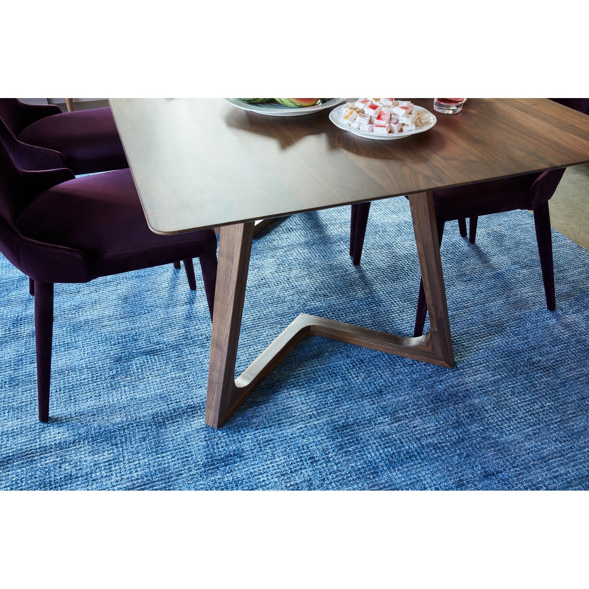 Moe's Home Godenza Dining Table