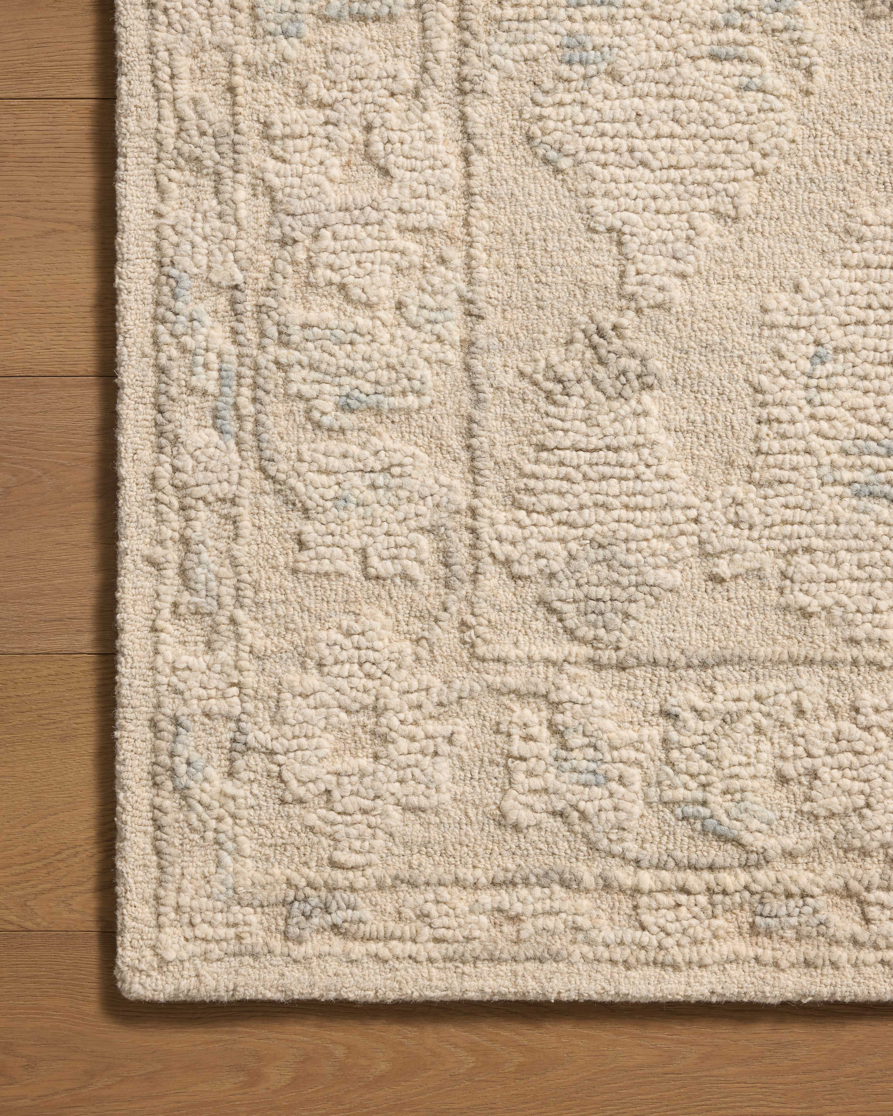 Loloi Cynthia Sample Rug