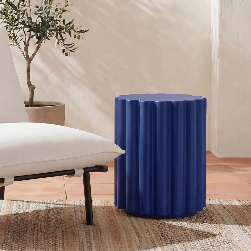 Moe's Home Taffy Accent Table