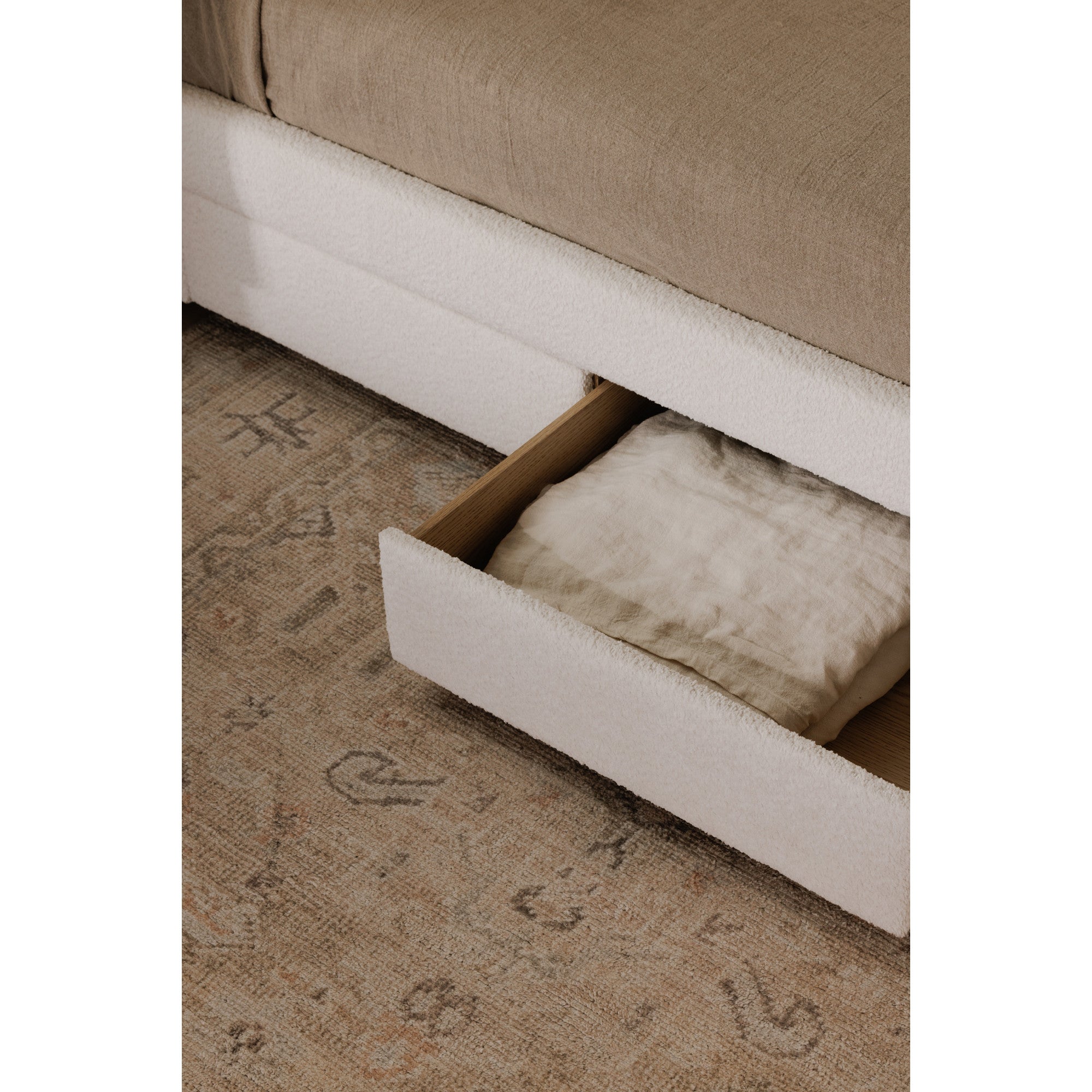 Moe's Home Sophia Storage Bed