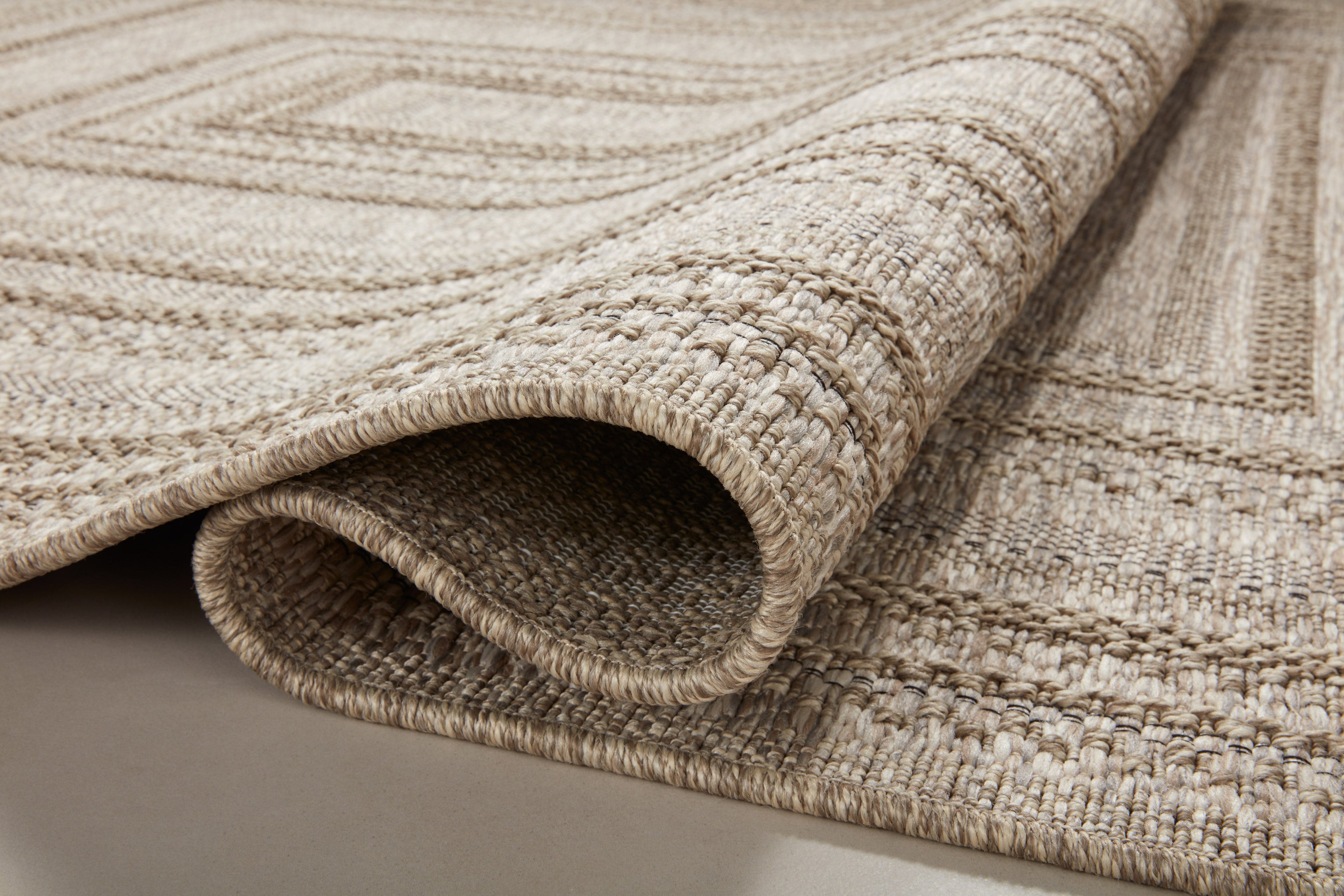 Loloi Dawn Area Rug (DAW-01)