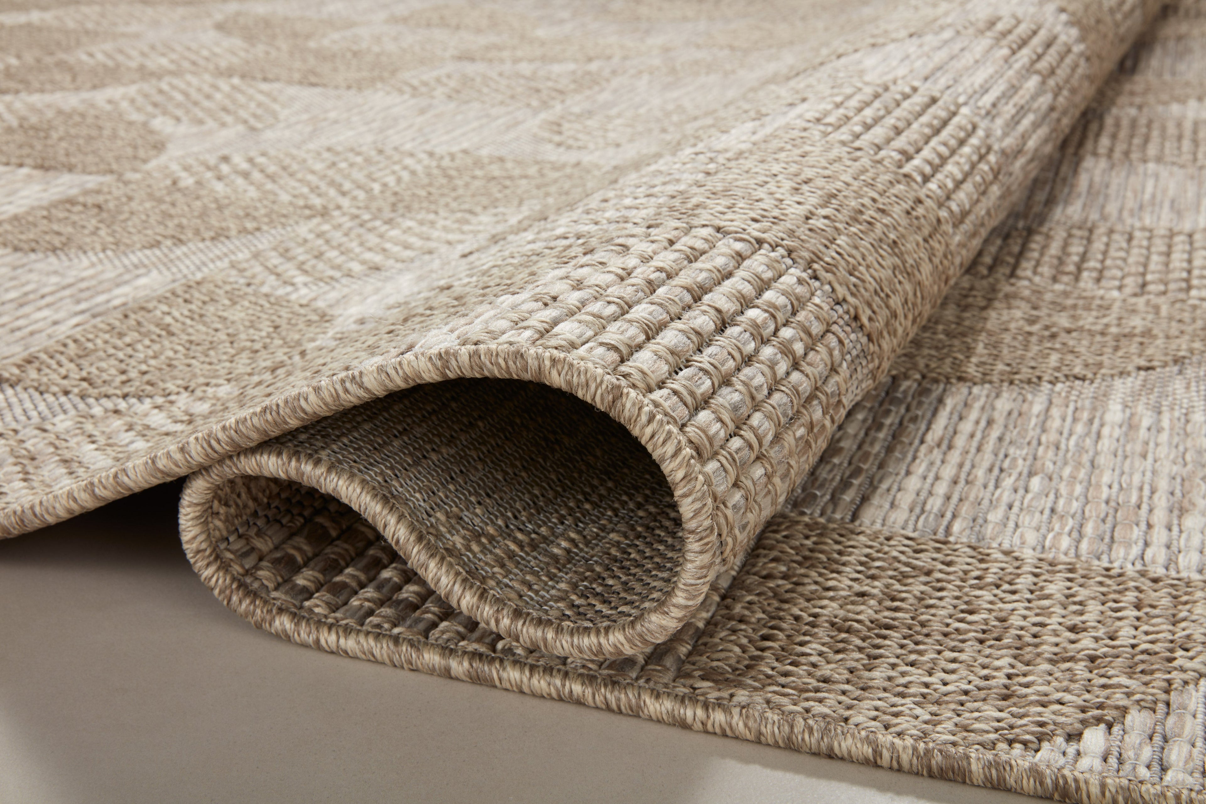 Loloi Dawn Sample Rug (DAW-08)