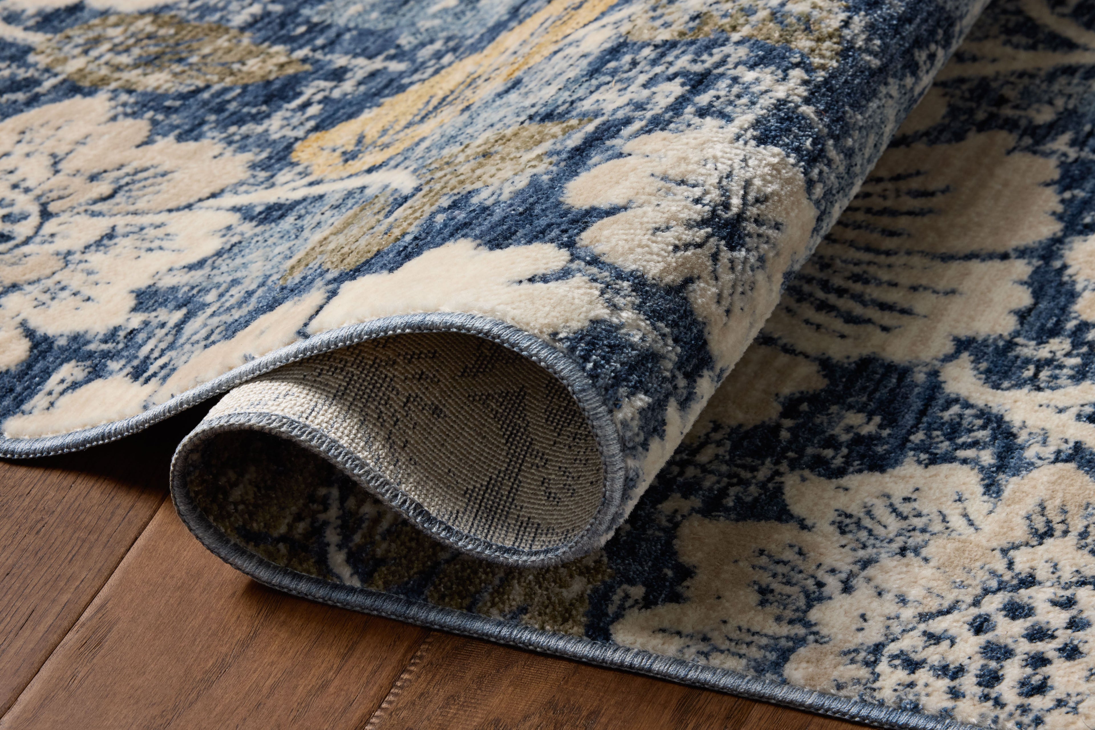 Loloi Eileen Sample Rug