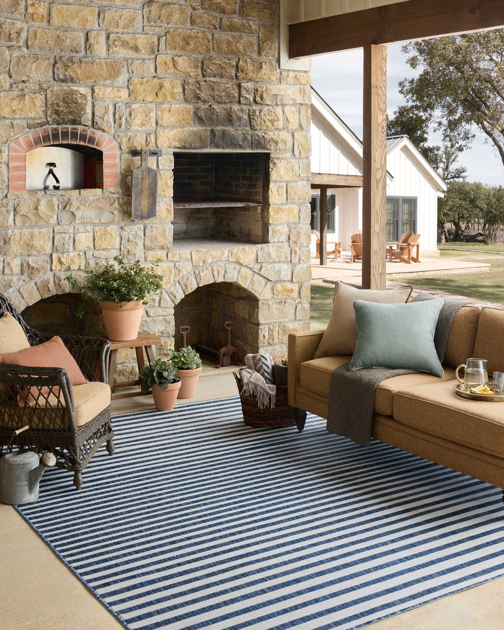 Loloi Easton Sample Rug