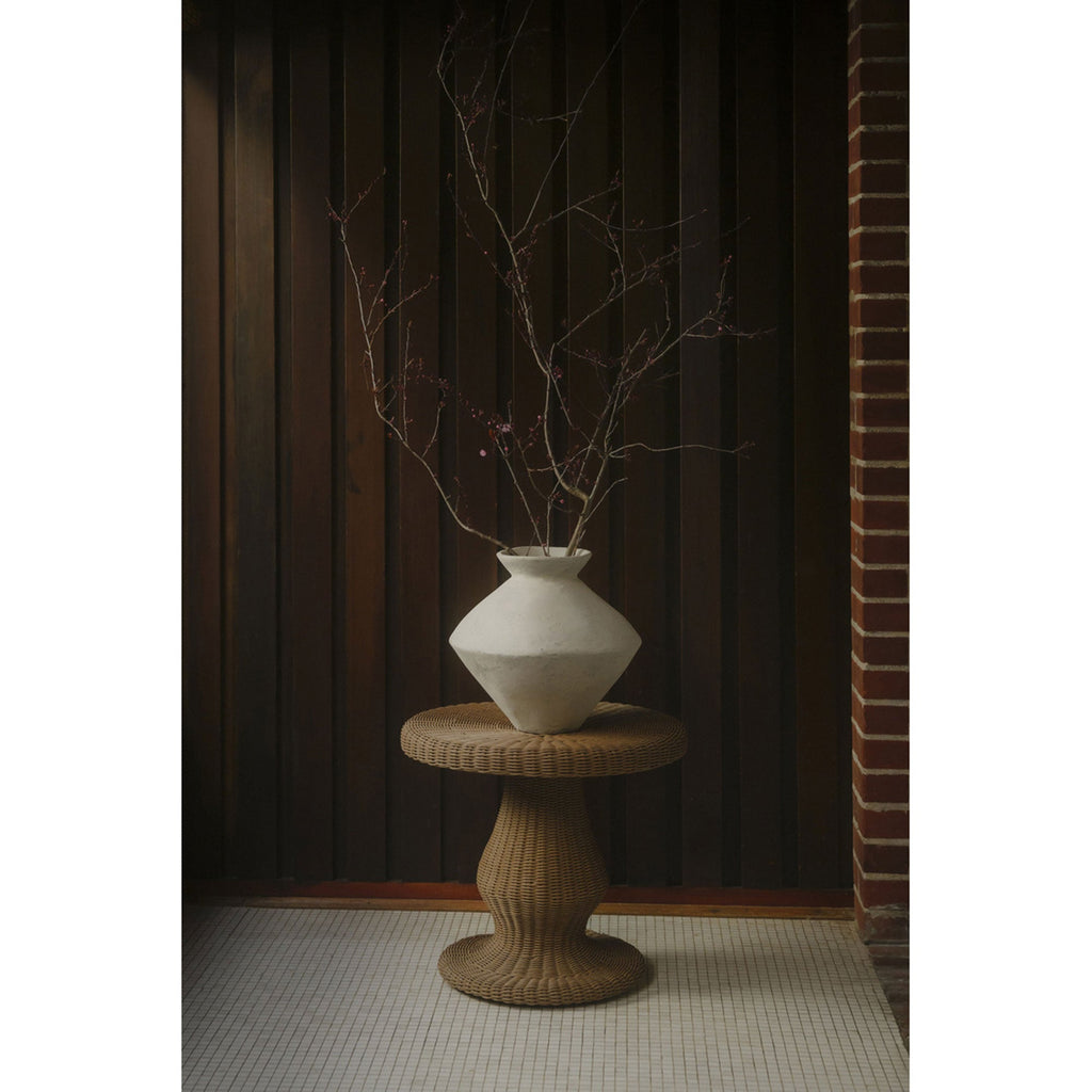 Moe's Home Emmeline Outdoor Side Table Natural