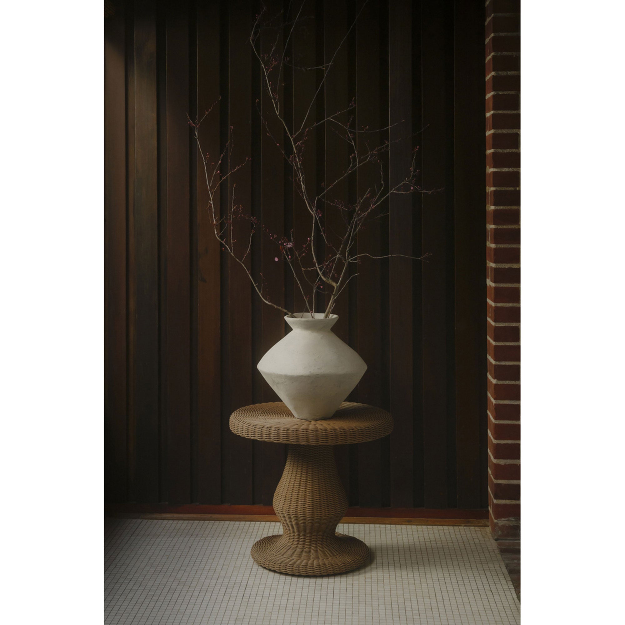 Moe's Home Emmeline Outdoor Side Table Natural