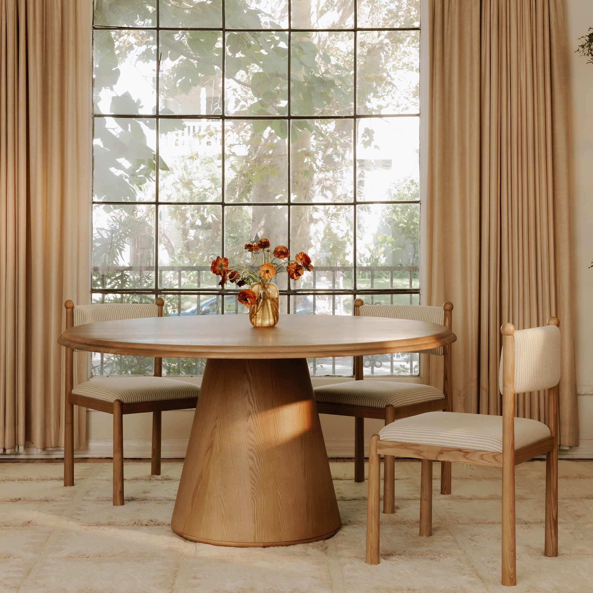 Moe's Home Tutto Dining Table Natural