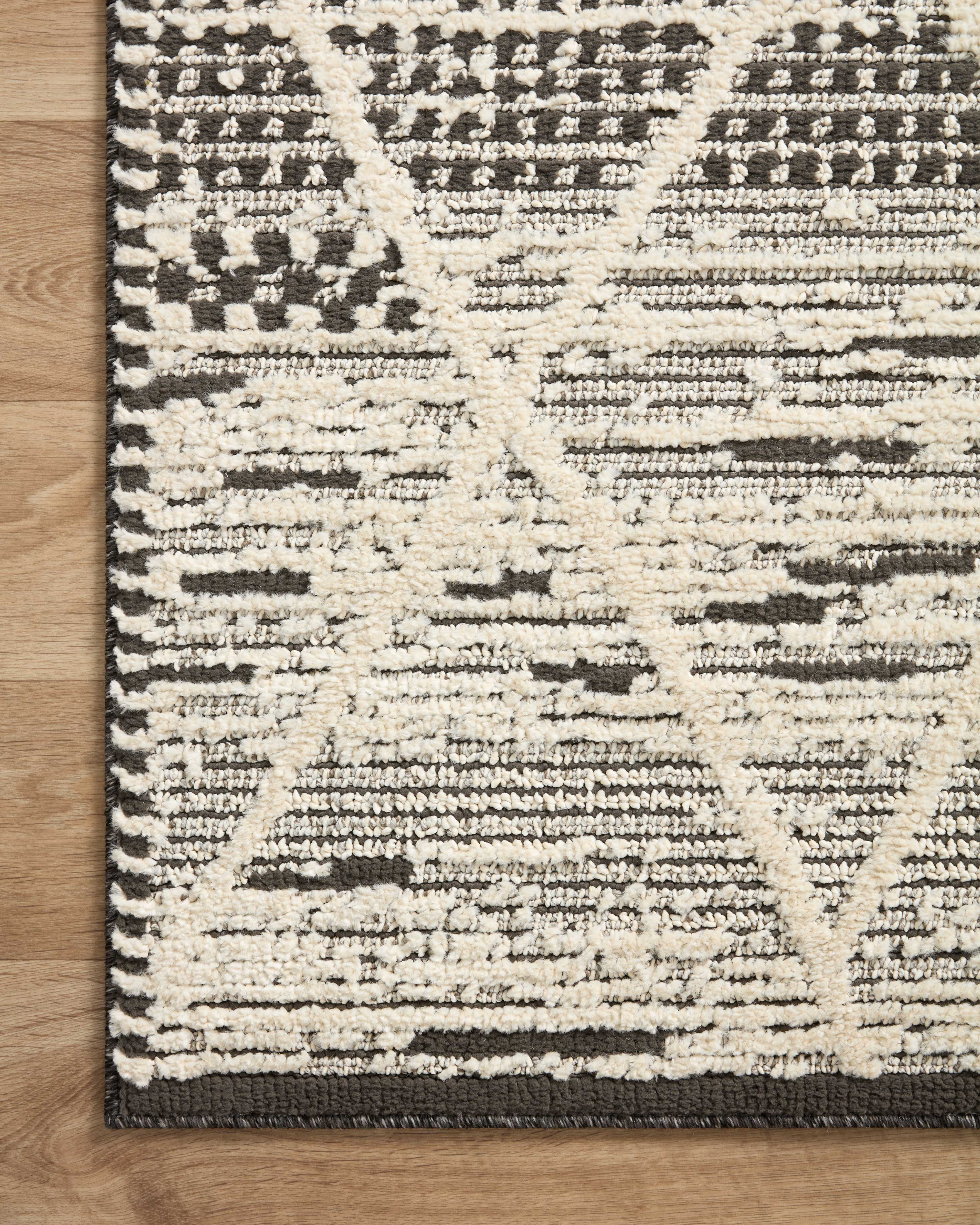 Loloi Fabian Accent Rug (FAB-03)