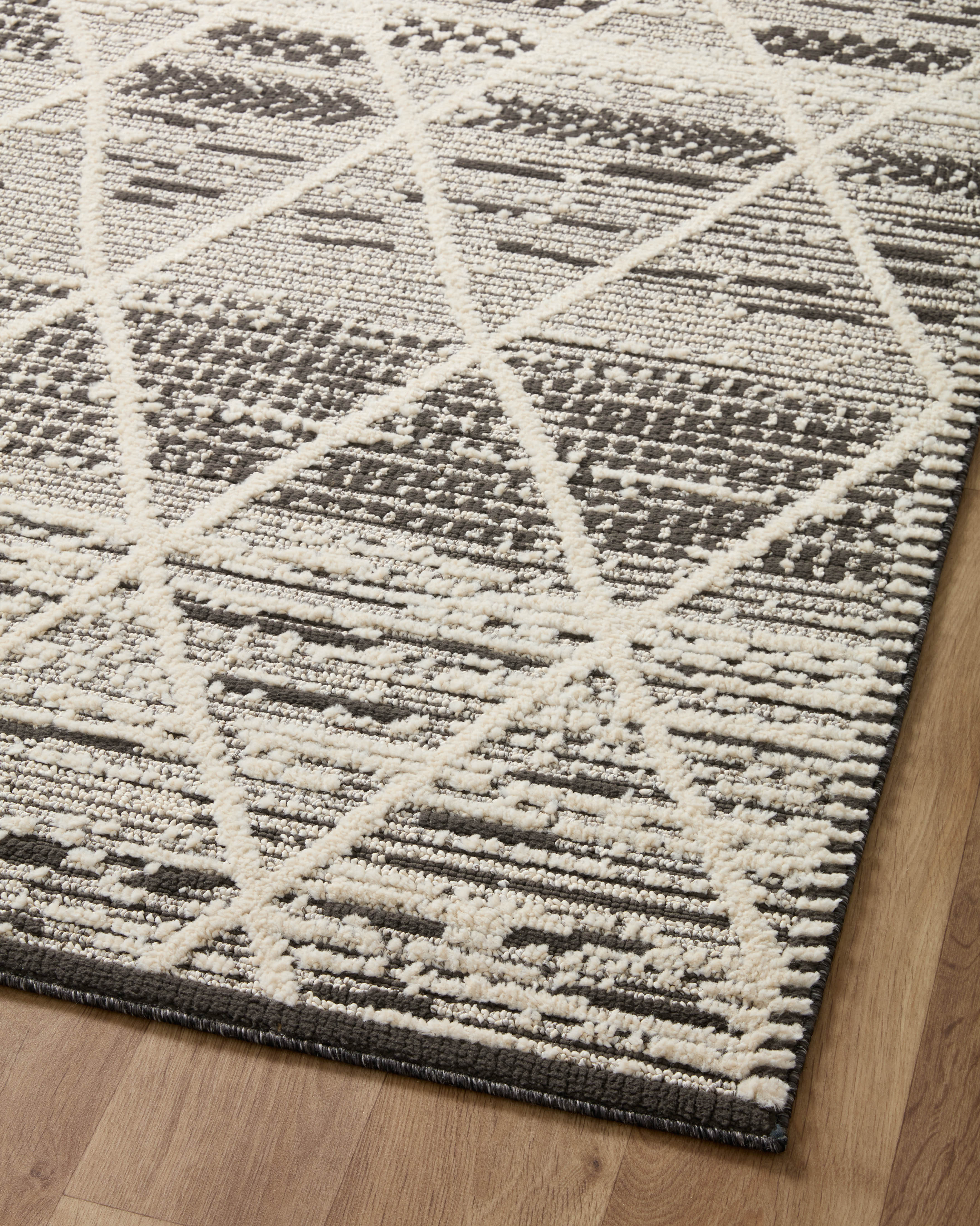 Loloi Fabian Sample Rug (FAB-03)