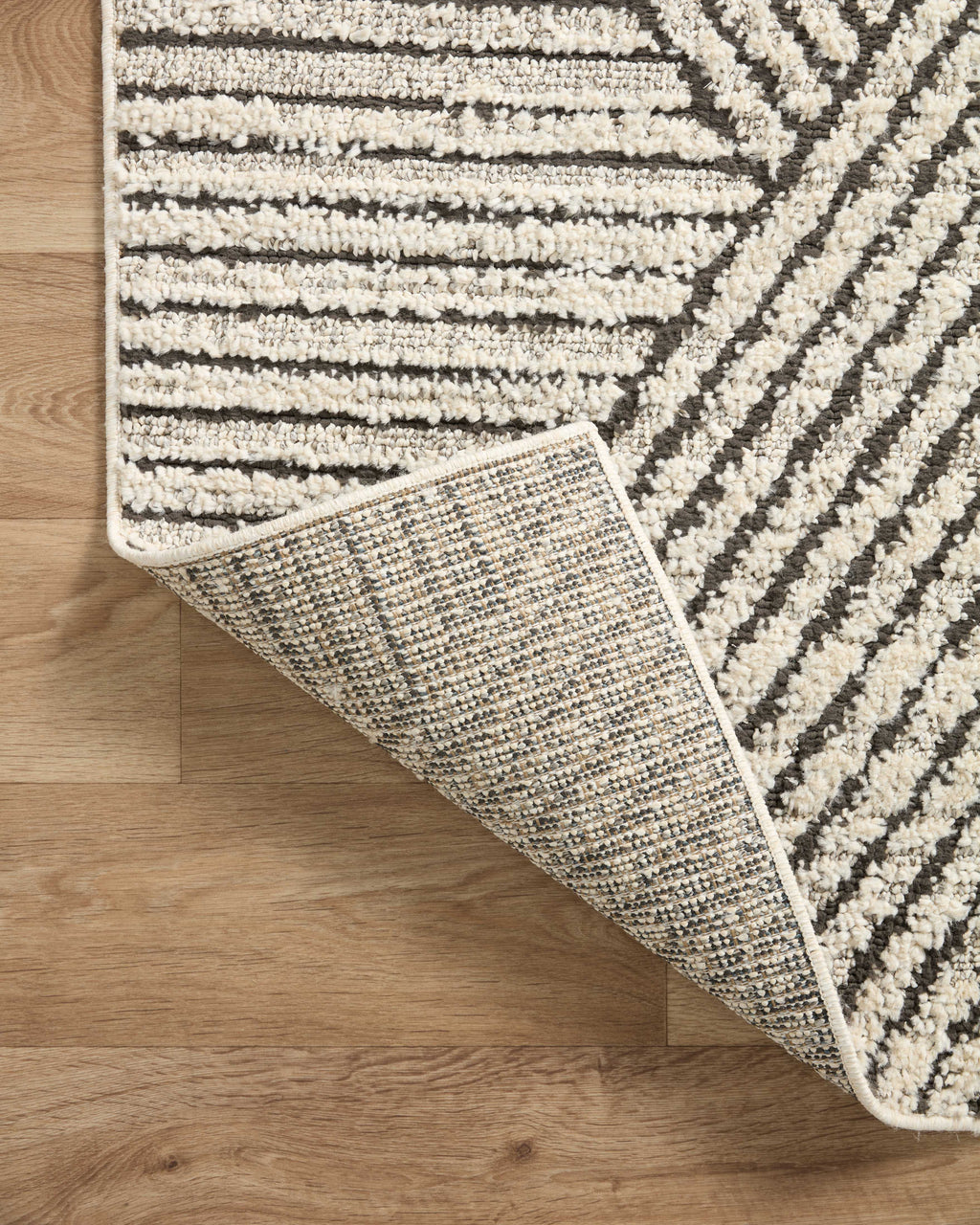 Loloi Fabian Sample Rug (FAB-06)