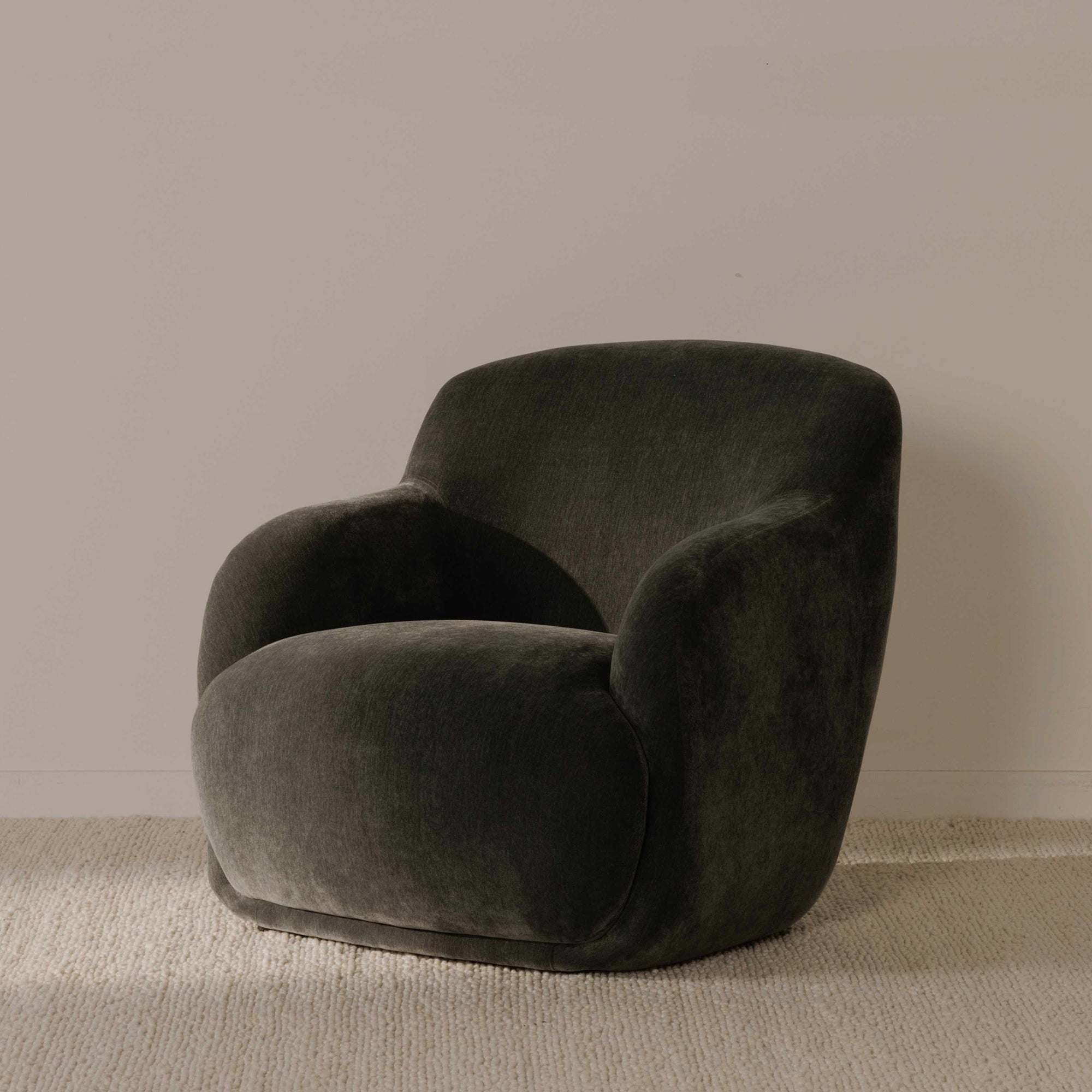 Moe's Home Stevie Lounge Chair