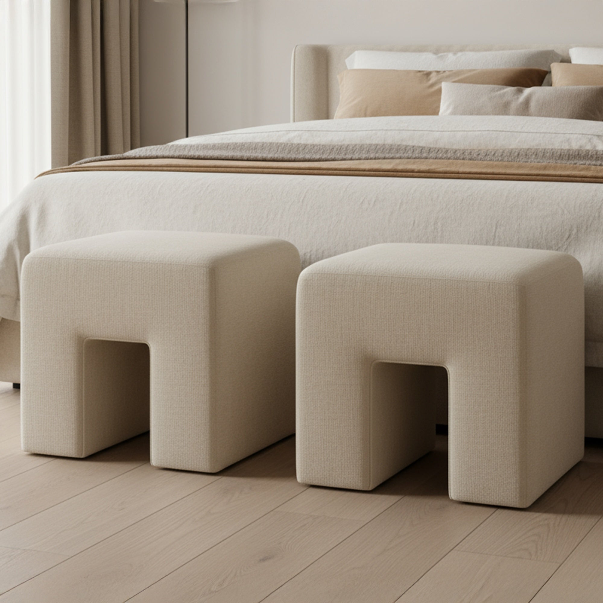Moe's Home Aidy Stool