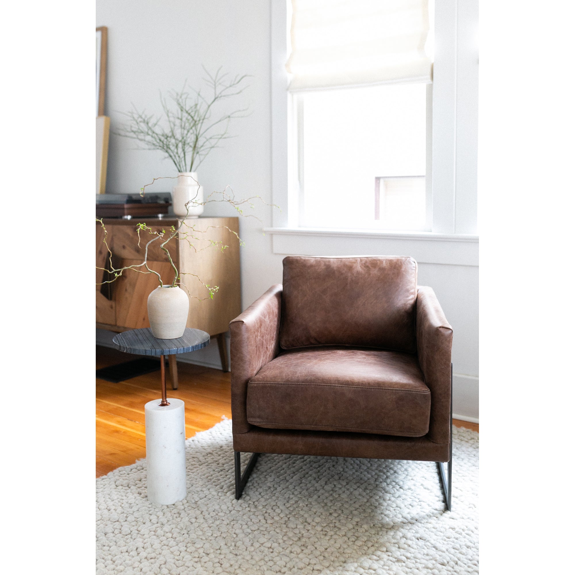 Moe's Home Dusk Accent Table Black