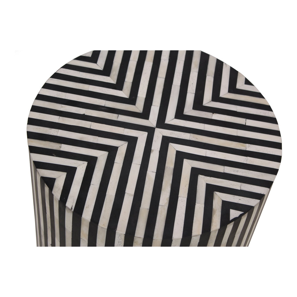 Moe's Home Chameau Side Table Black