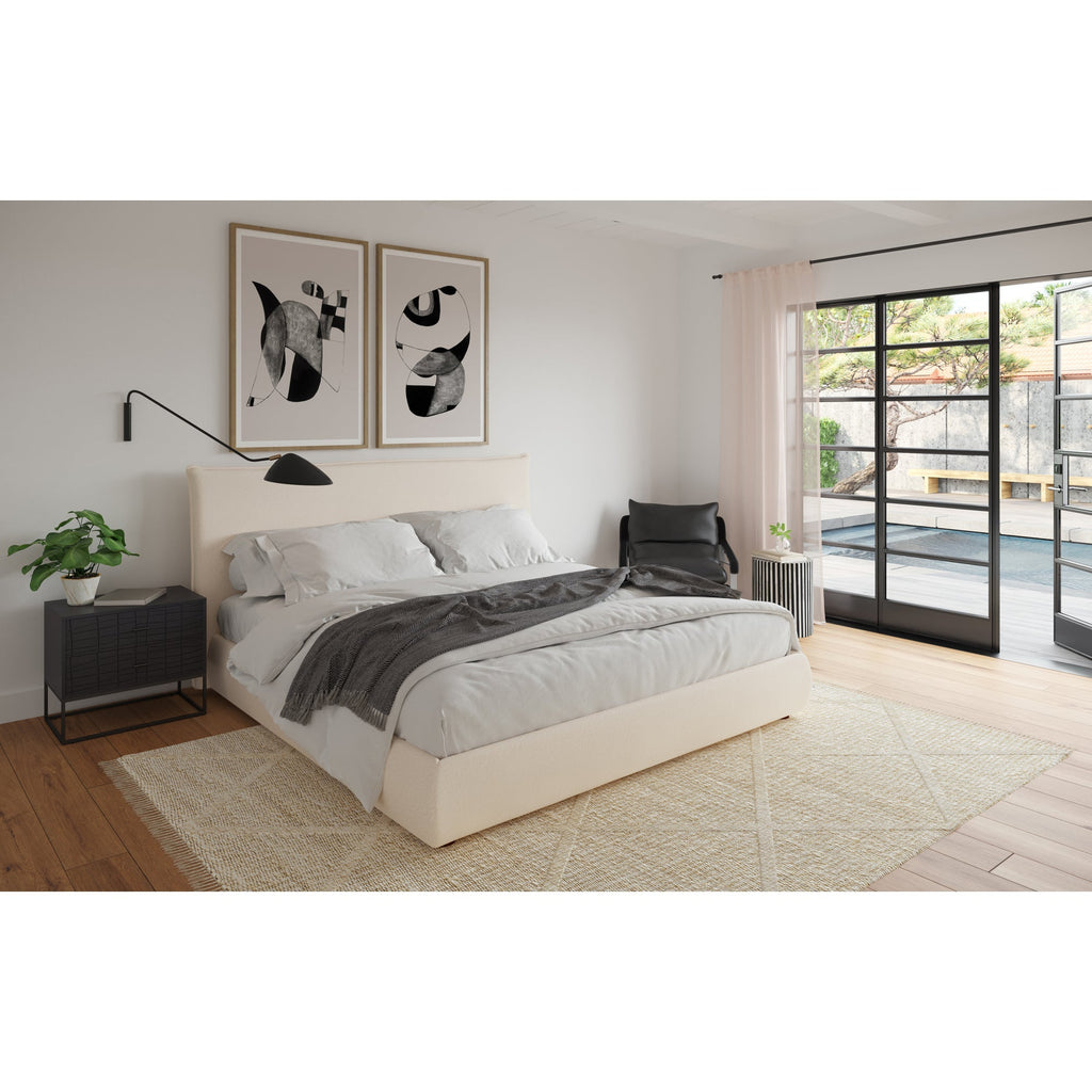 Moe's Home Chameau Side Table Black