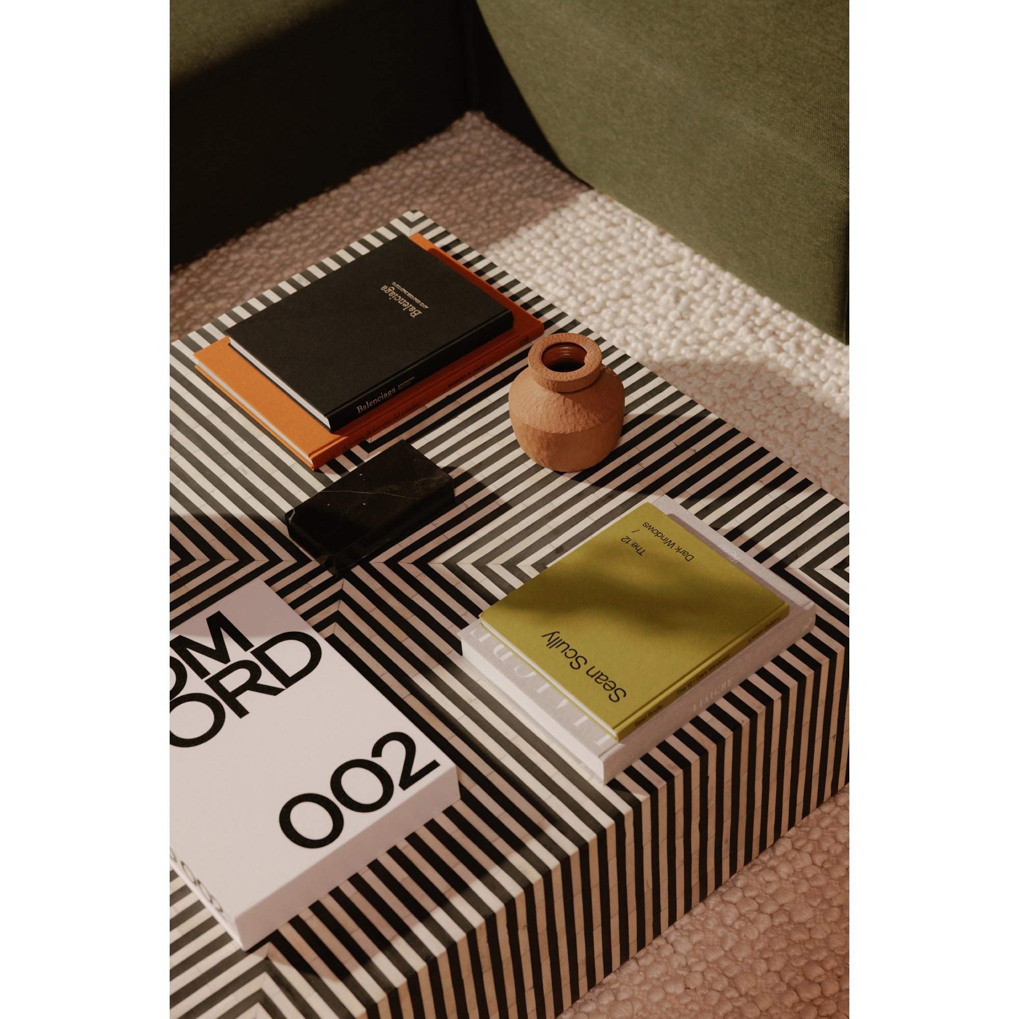 Moe's Home Terning Coffee Table Black and White