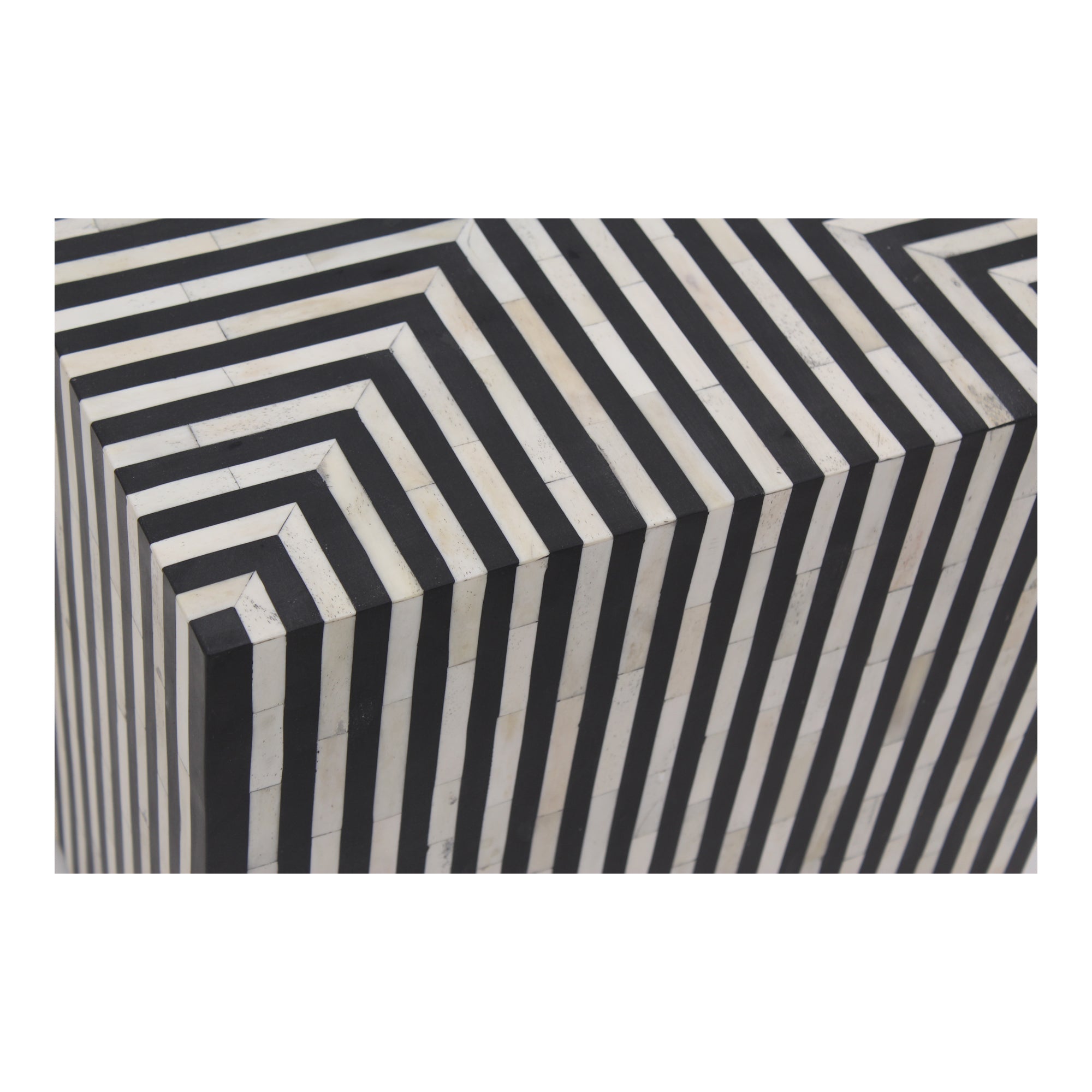 Moe's Home Terning Side Table Black and White