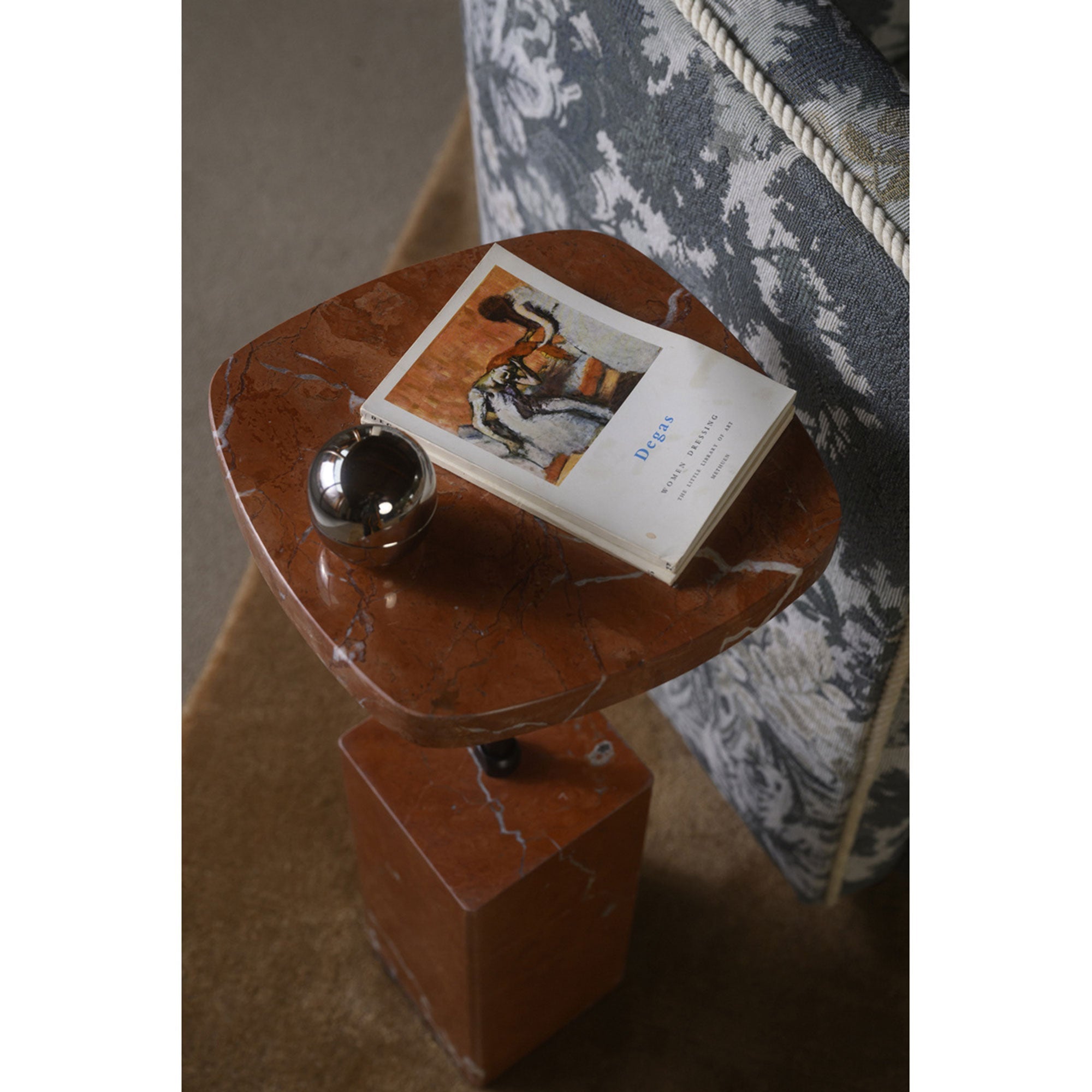 Moe's Home Caro Side Table