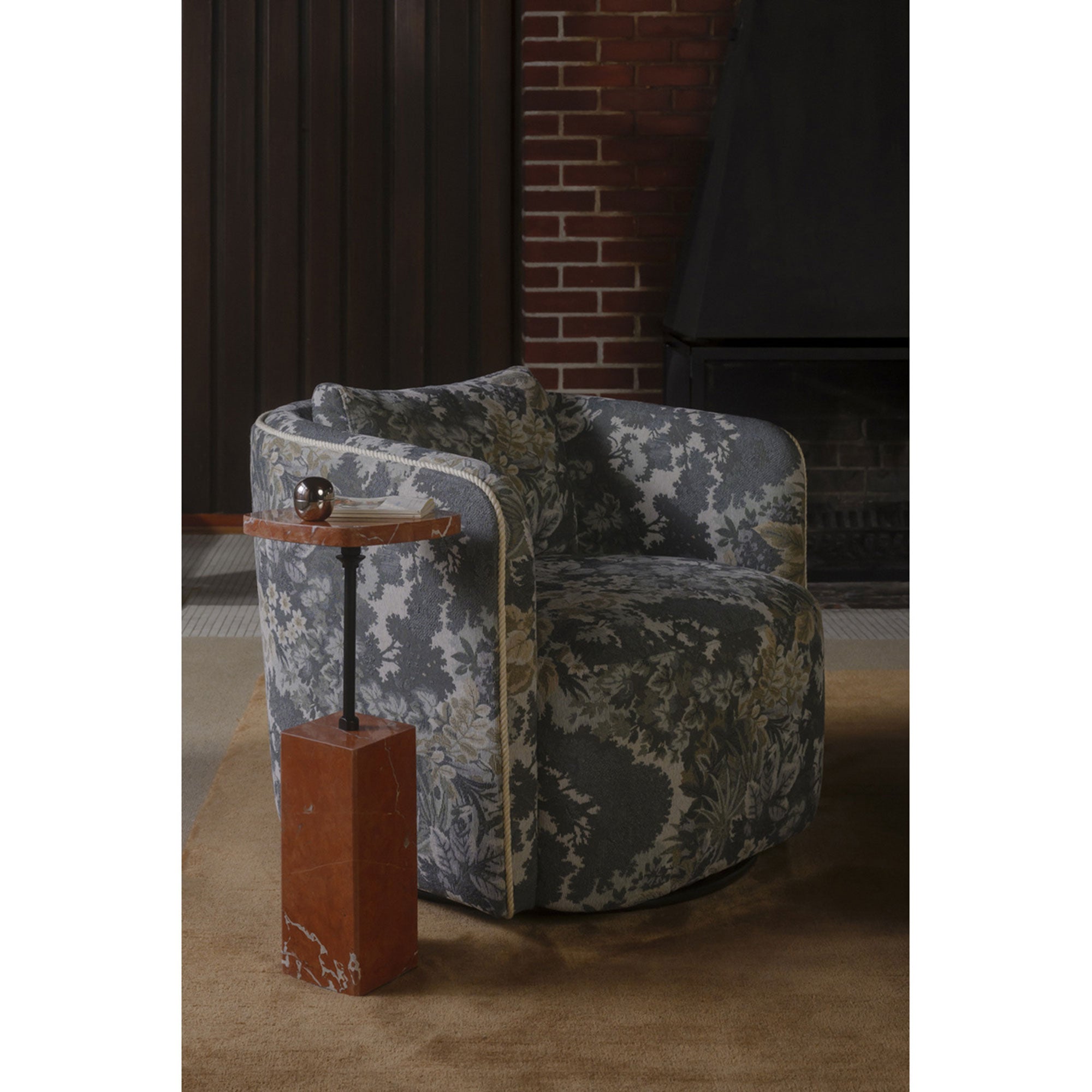 Moe's Home Caro Side Table