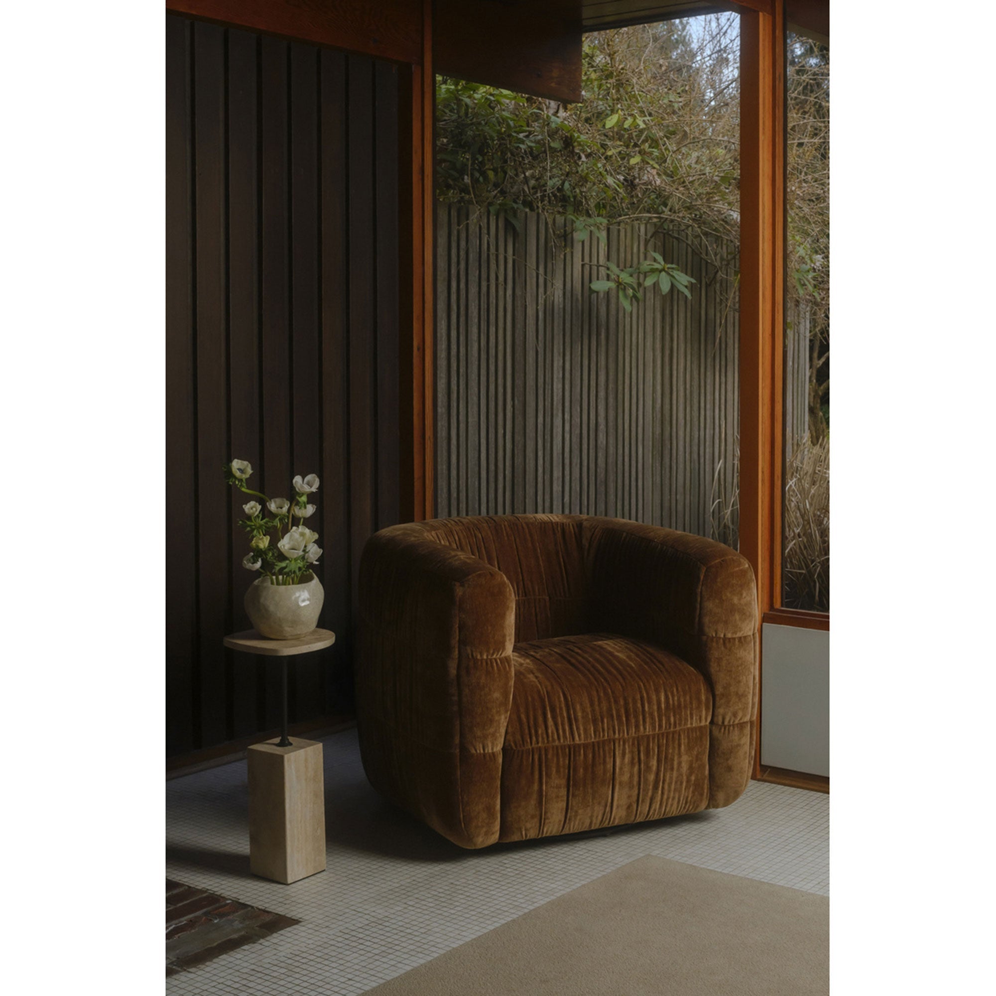 Moe's Home Caro Side Table