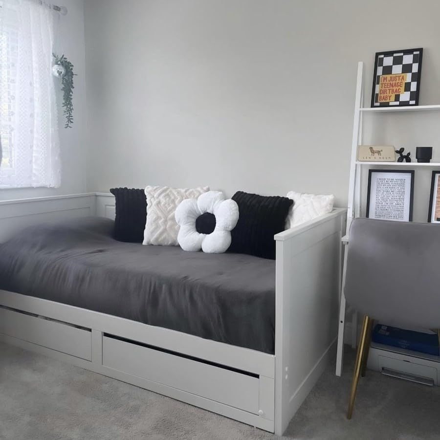 White Wooden Day Bed with Pull-Out Trundle and Storage Drawers – Converts to Double – Mattress Option Available – Ideal for Guest Rooms